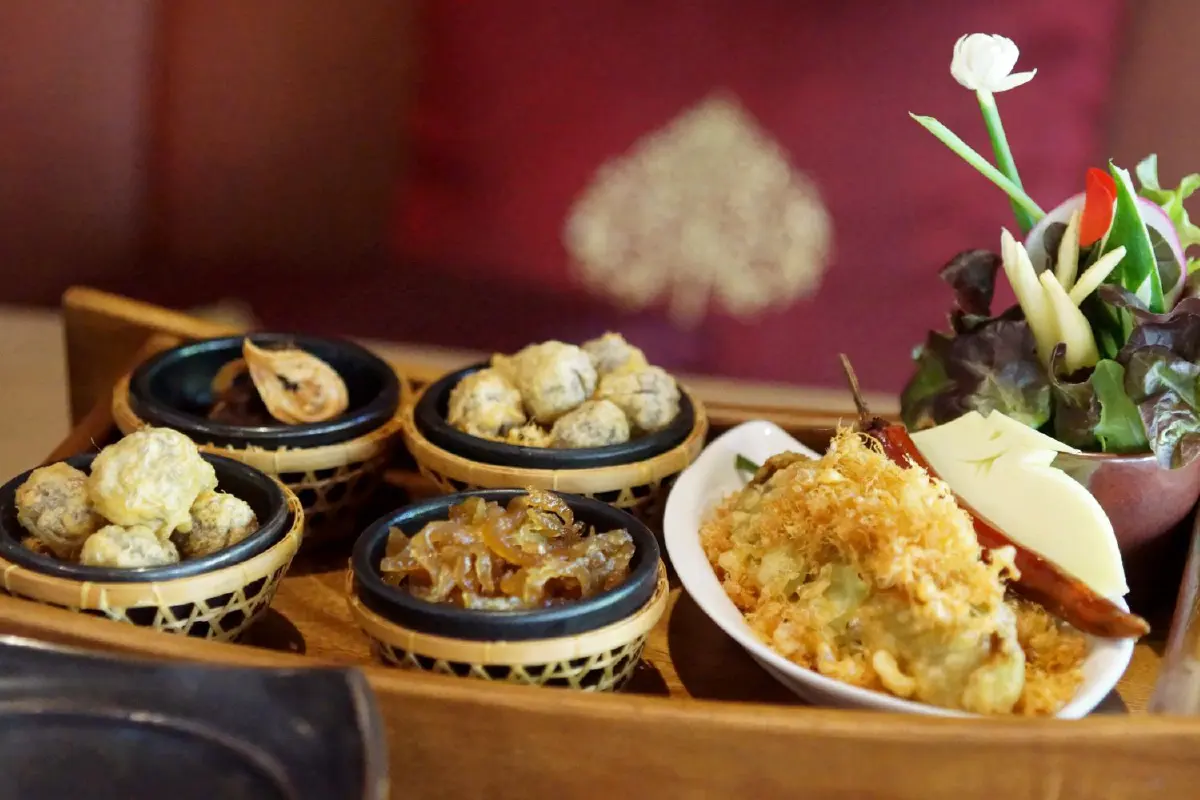 Patara Restaurant บ้านไทยร่วมสมัย ชูตำรับไทยใจกลางสุขุมวิท