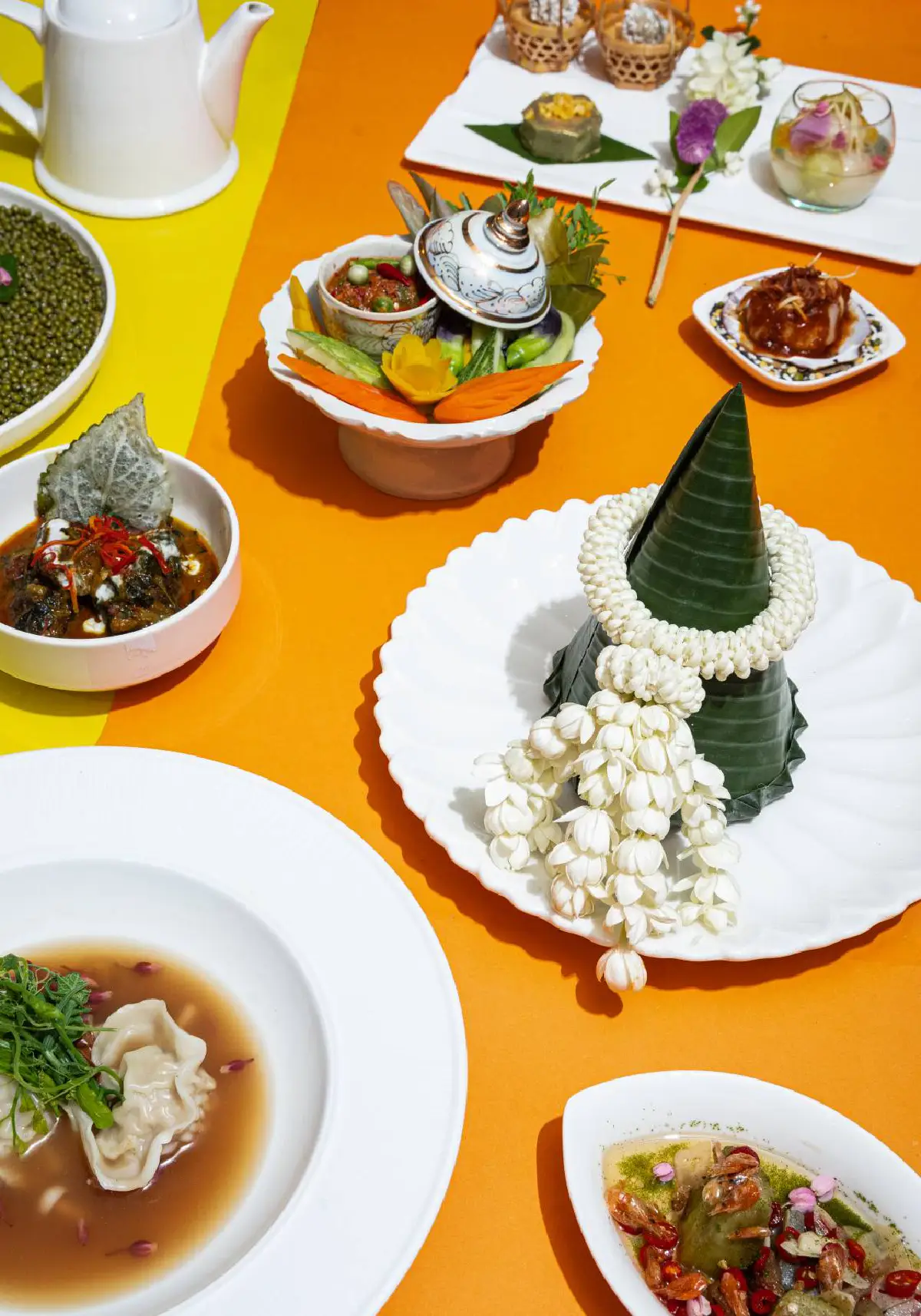 ร่วมสัมผัสประสบการณ์ Chef’s Table ในคอนเซ็ปต์ Fashion is food “Chef Boy Piyachart x Leisure Projects by Eathai”