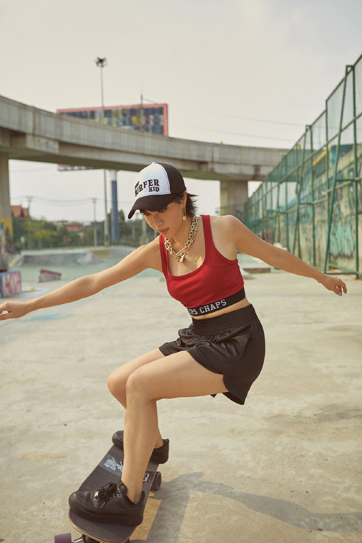 4 ลุคมิกซ์แอนด์แมทช์แฟชั่นสไตล์เหล่าสาวกเซิร์ฟสเก็ต