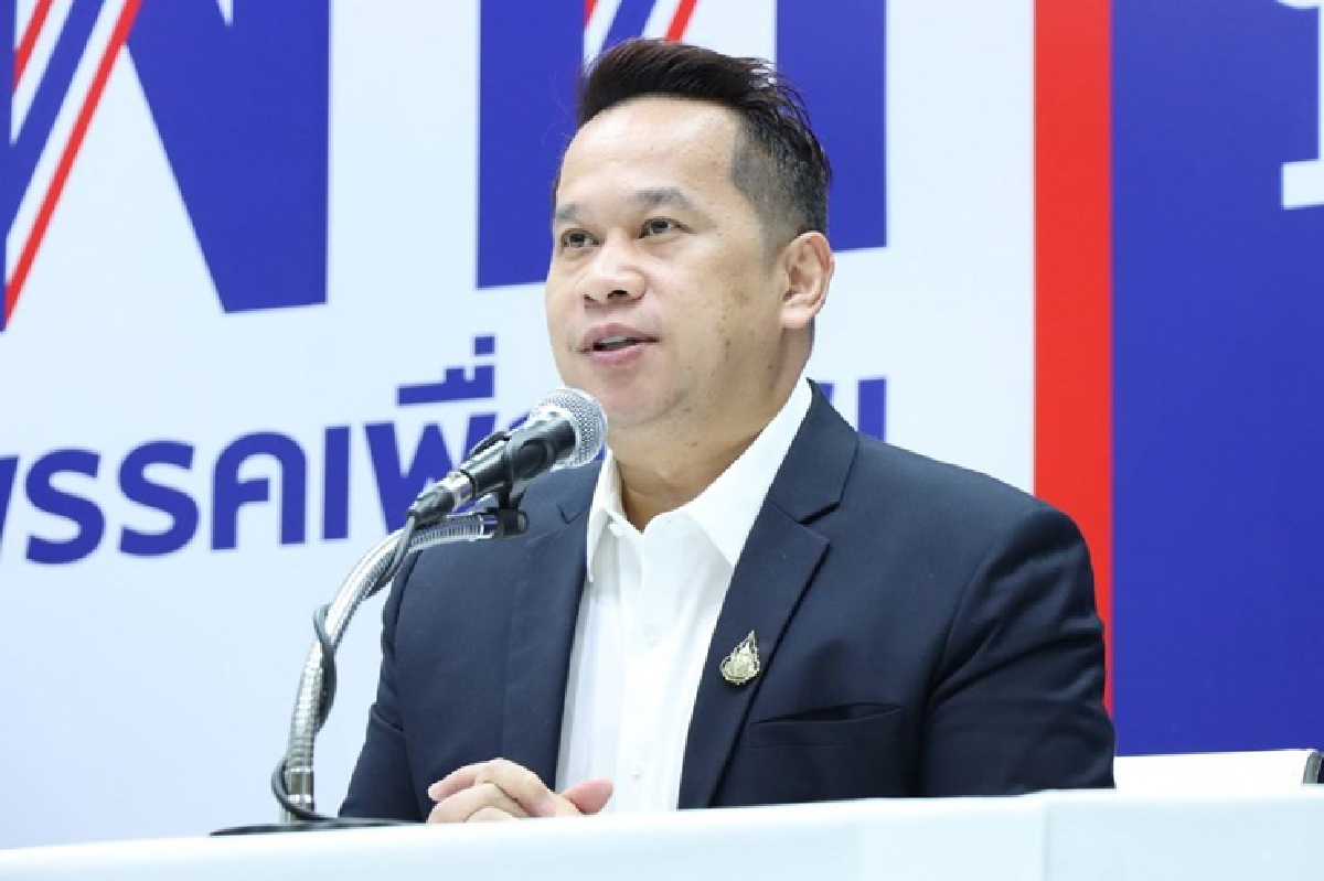 "อนุสรณ์" สวน "เสกสกล" อย่าลามปาม"ยิ่งลักษณ์" อัดพูดไปเรื่อยให้ข้อมูลเท็จกับประชาชน "อนุสรณ์" สวน "เสกสกล" อย่าลามปาม"ยิ่งลักษณ์" อัดพูดไปเรื่อยให้ข้อมูลเท็จกับประชาชน