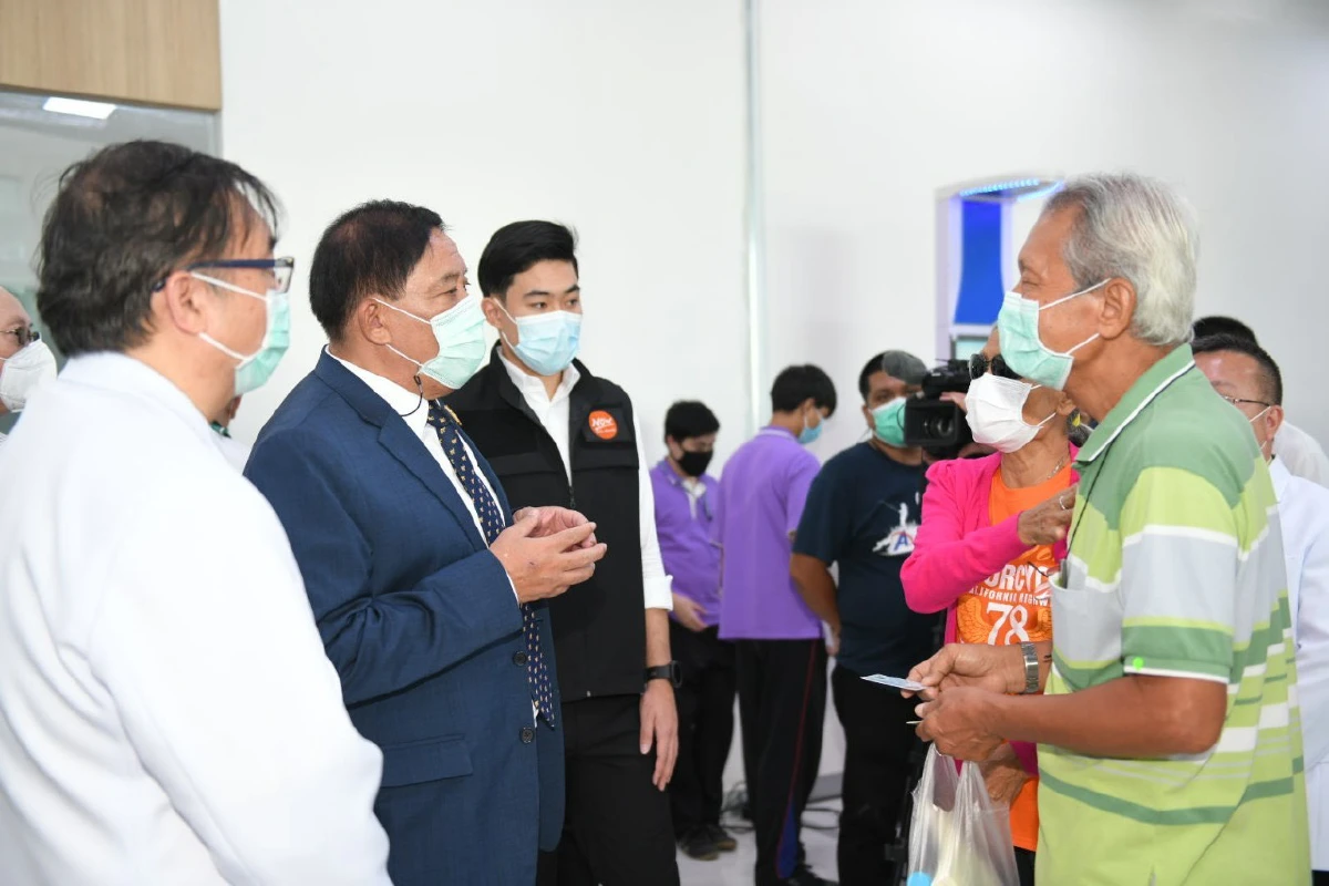 กทม.ขยายรพ.สนามบางขุนเทียนเพิ่มเตียงอีก500รองรับผู้ป่วยโควิด