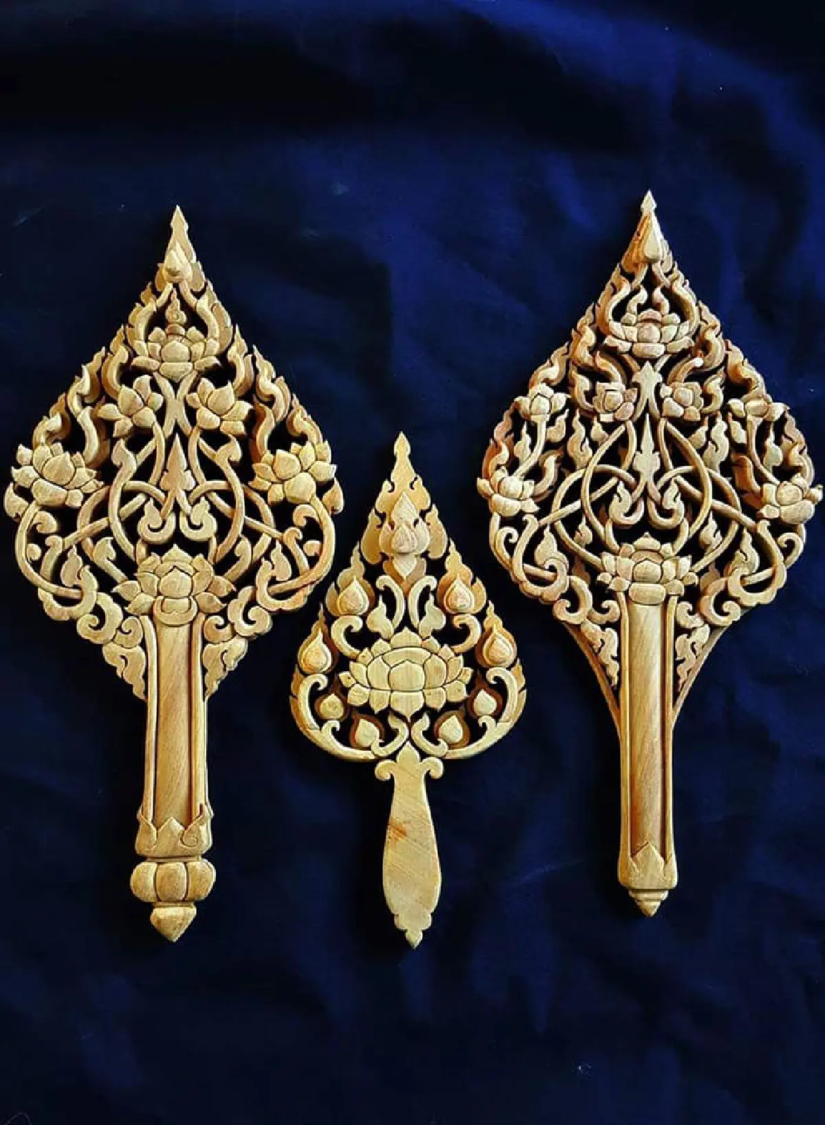 “จักรกริศษ์”ผู้ปิดทองหลังพระผูกสัมพันธ์มิตรภาพไทย-ลาวผ่านหัตถศิลป์“ช่อไม้จันทน์”