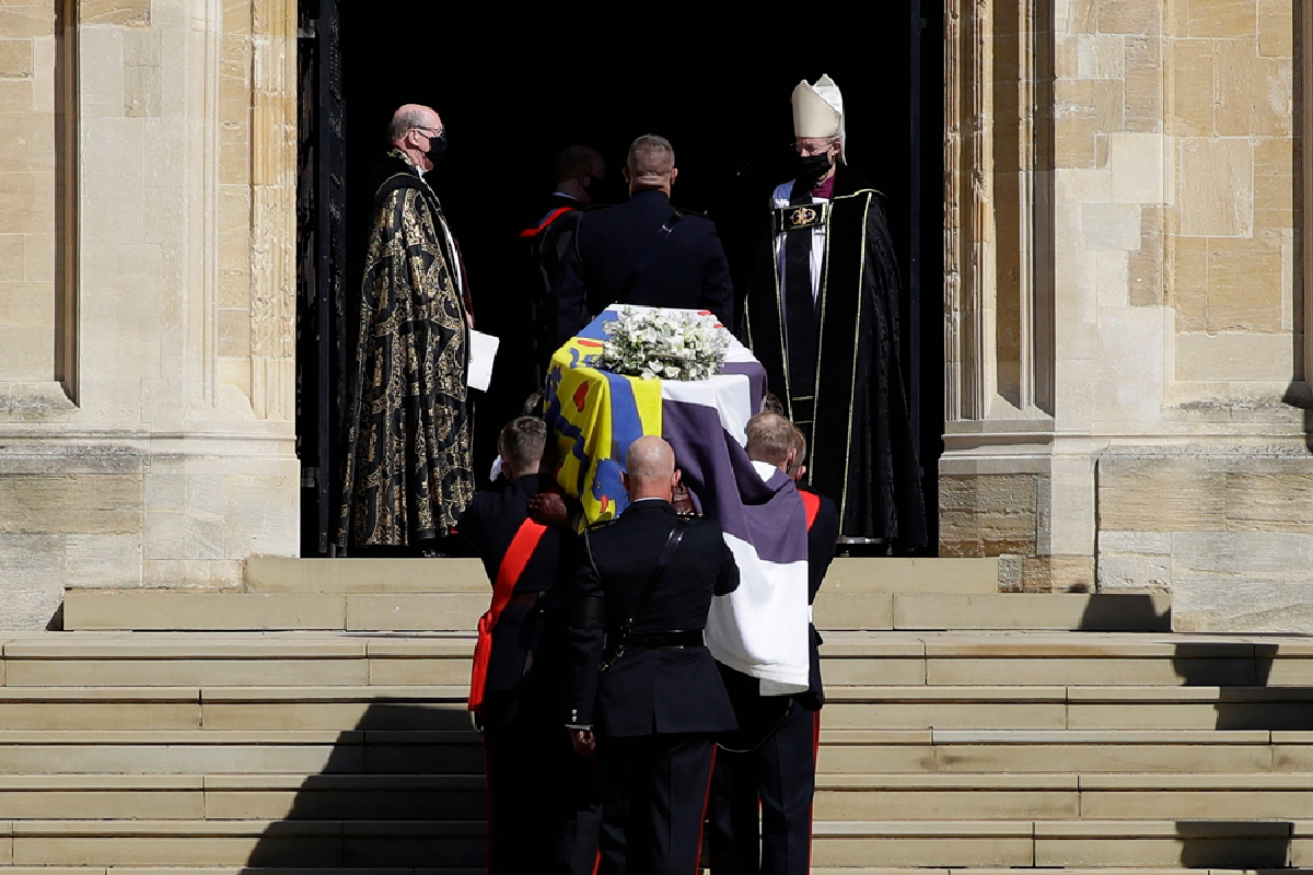 สหราชอาณาจักรสงบนิ่งไว้อาลัย ส่งเสด็จครั้งสุดท้ายเจ้าชายฟิลิป