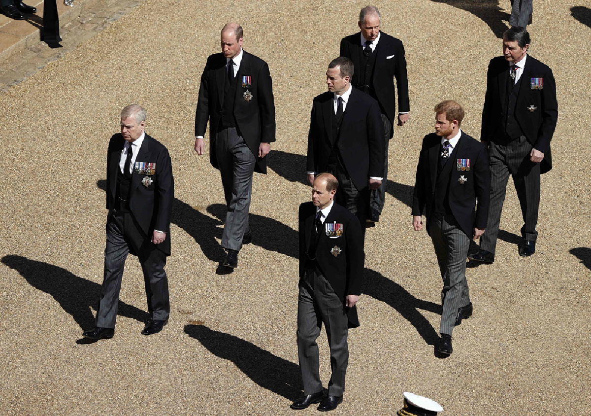 สหราชอาณาจักรสงบนิ่งไว้อาลัย ส่งเสด็จครั้งสุดท้ายเจ้าชายฟิลิป