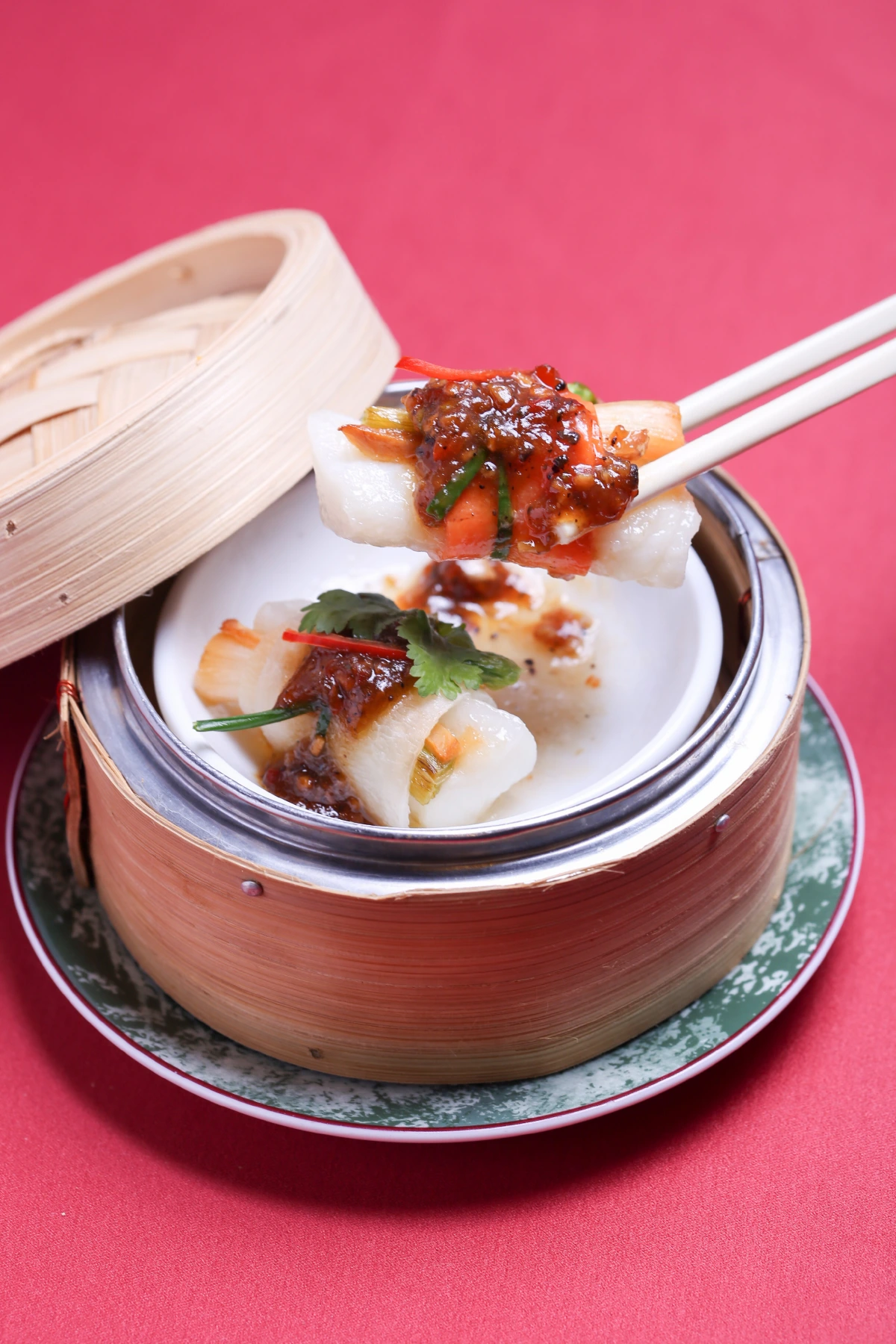 อิ่มอร่อยโดนใจทุกคำกับบุฟเฟต์ติ่มซำไส้แน่น ณ ห้องอาหารจีนไดนาสตี้