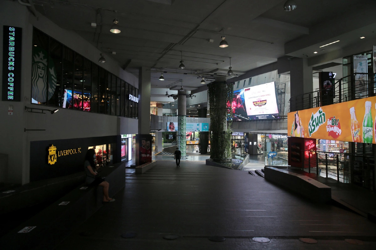 เศร้า!ภาพบรรยากาศย่านการค้าดังกลางกรุงไม่ต่างจากเมืองร้าง