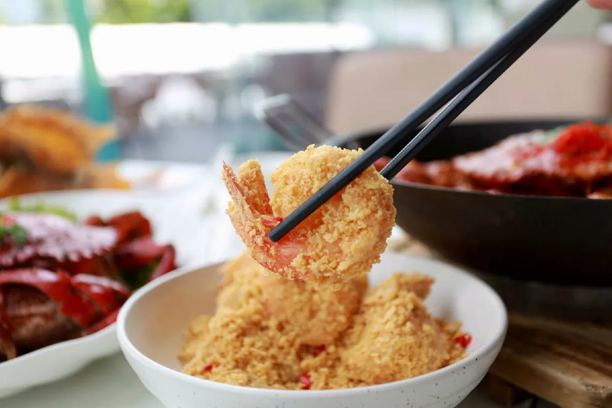 เสิร์ฟซีฟู้ดสดรสอร่อยตำรับสิงคโปร์ @JUMBO Seafood
