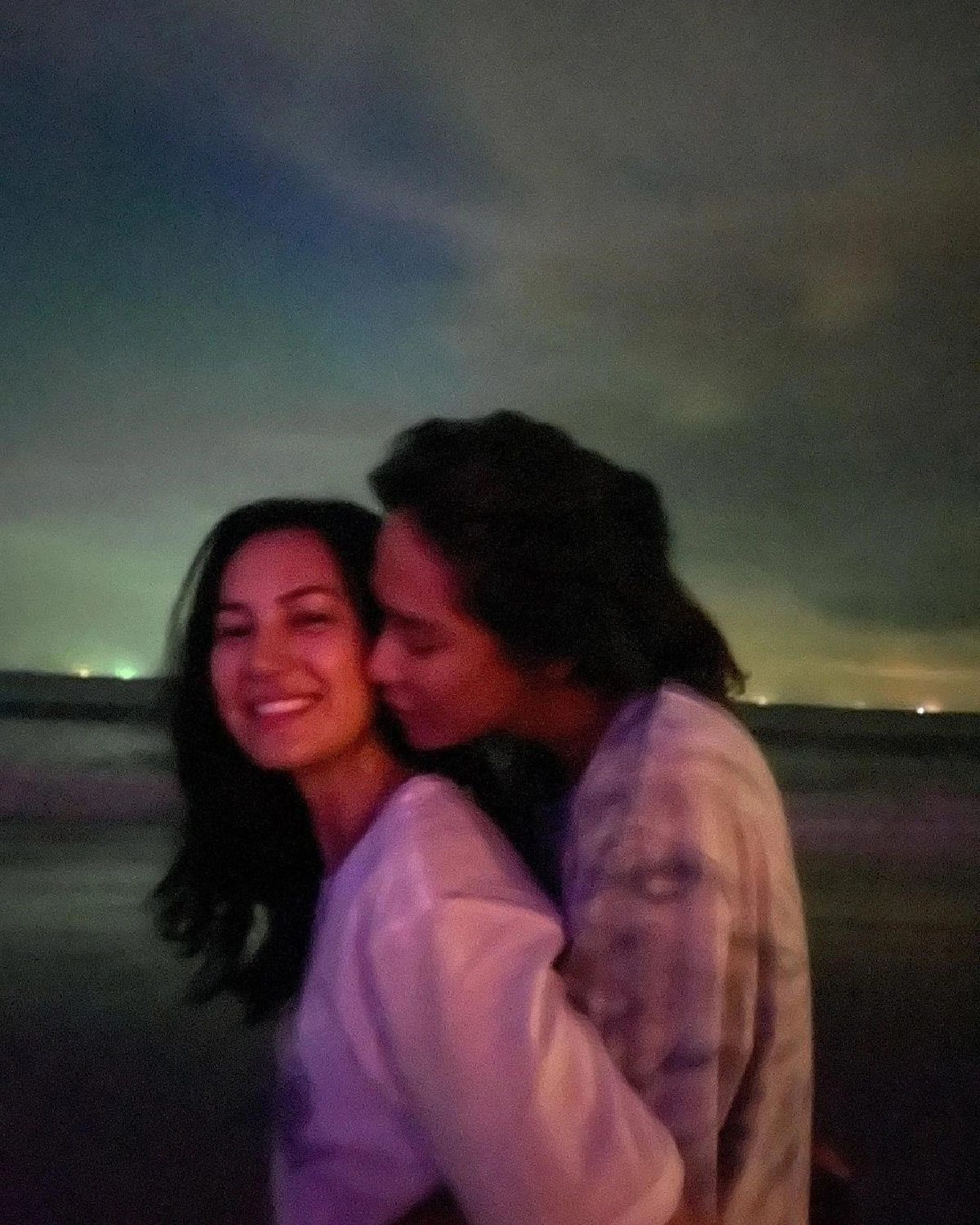 “พลอย เฌอมาลย์” โพสต์ภาพคู่ “คลอดีน อทิตยา” มุมนี้กระตุกต่อมจิ้นสุด