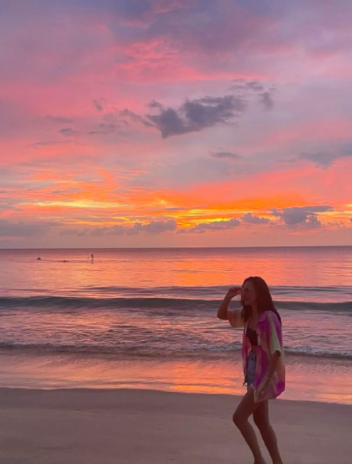 “พลอย เฌอมาลย์” โพสต์ภาพคู่ “คลอดีน อทิตยา” มุมนี้กระตุกต่อมจิ้นสุด