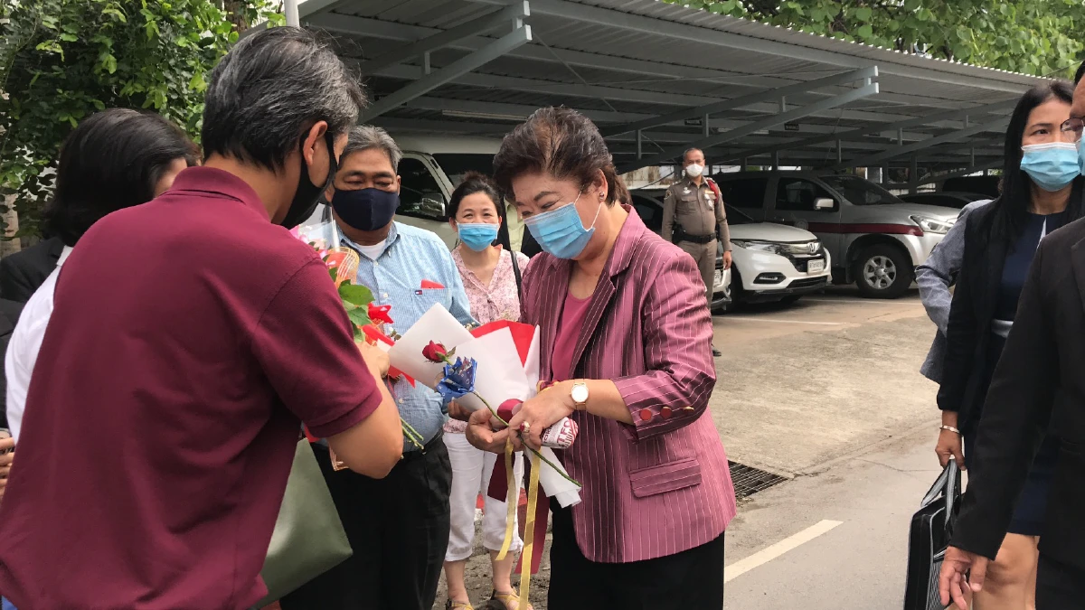 แม่"ธนาธร"พบตร.ป่าไม้โดนหมายเรียกคดีรุกป่าสงวนจ.ราชบุรี