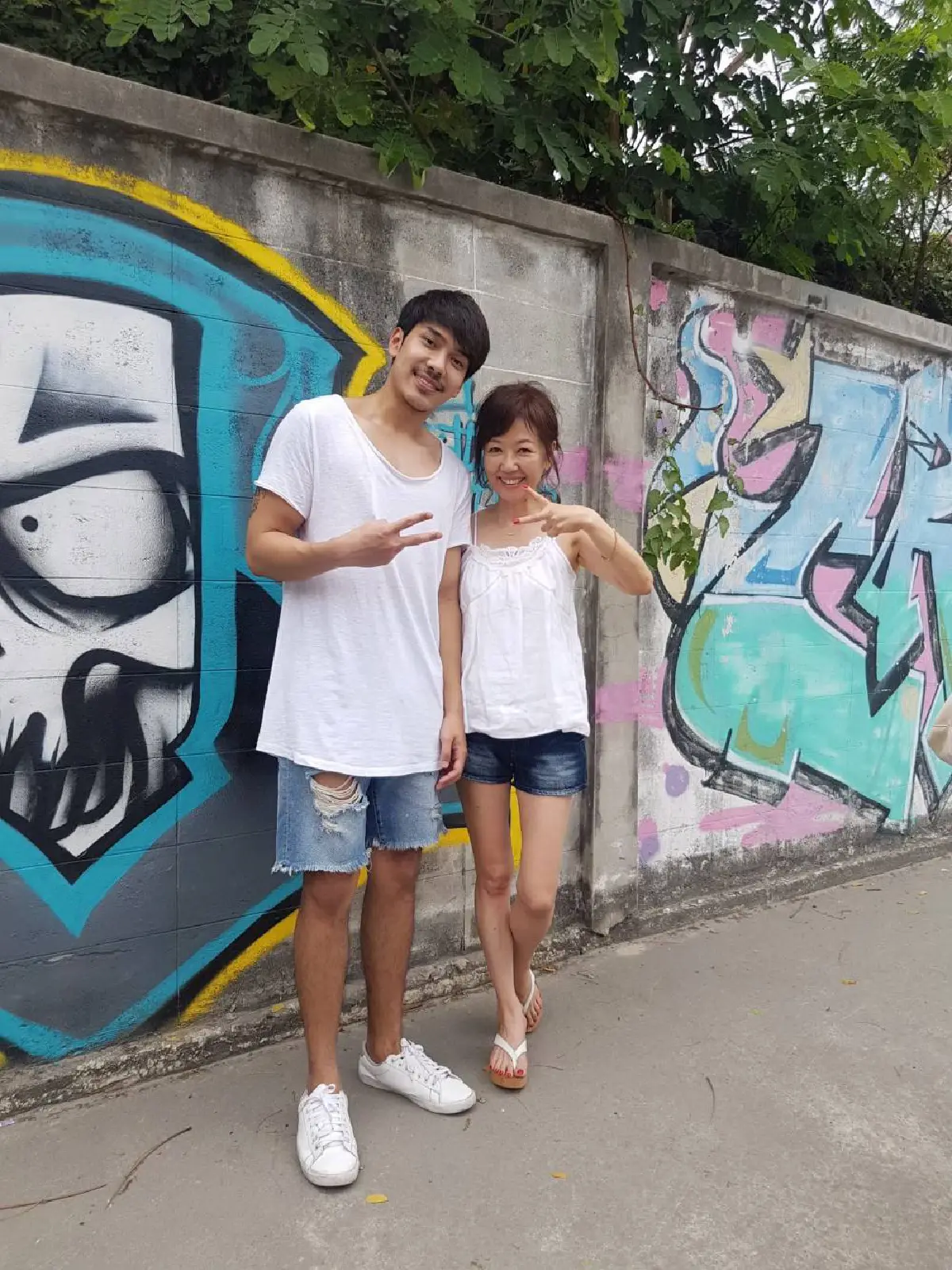 ถอดบทสัมภาษณ์พระเอกหน้าใหม่ "บอม วรภพ" กับความในใจ เมื่อเค้าหาว่าผมเป็นพระเอกส้มหล่น