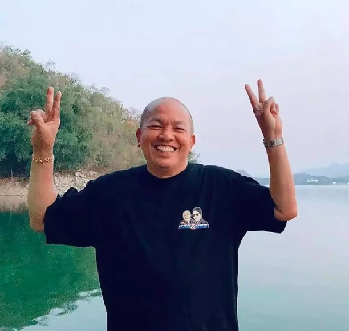 "ไอซ์ ณพัชรินทร์" ร่ำไห้! เผยอาการป่วยพ่อ "ค่อม ชวนชื่น” ปอด-ไตเริ่มล้มเหลว ต้องฟอกวันละ 3 รอบ 