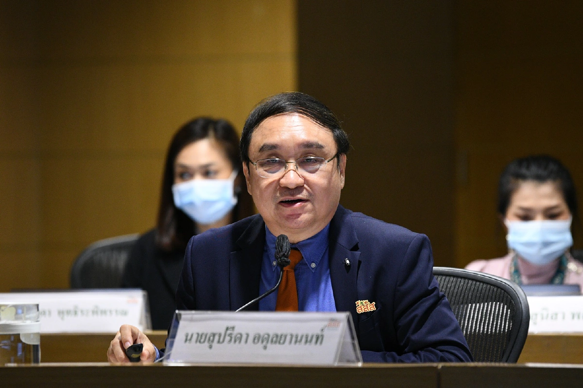 สธ.เร่งทำความเข้าใจฉีดวัคซีนโควิดผลดีมากกว่าผลเสีย