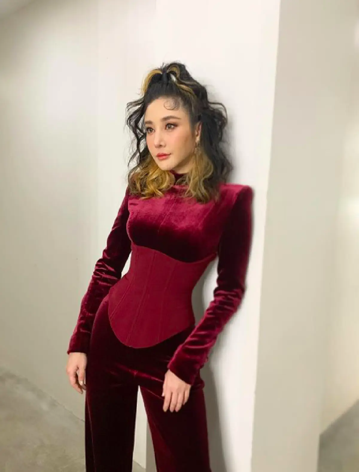 “แตงโม” อวดหุ่นสุดเป๊ะในชุดว่ายน้ำสีหวาน พร้อมเผยเคล็ดลับลดน้ำหนัก