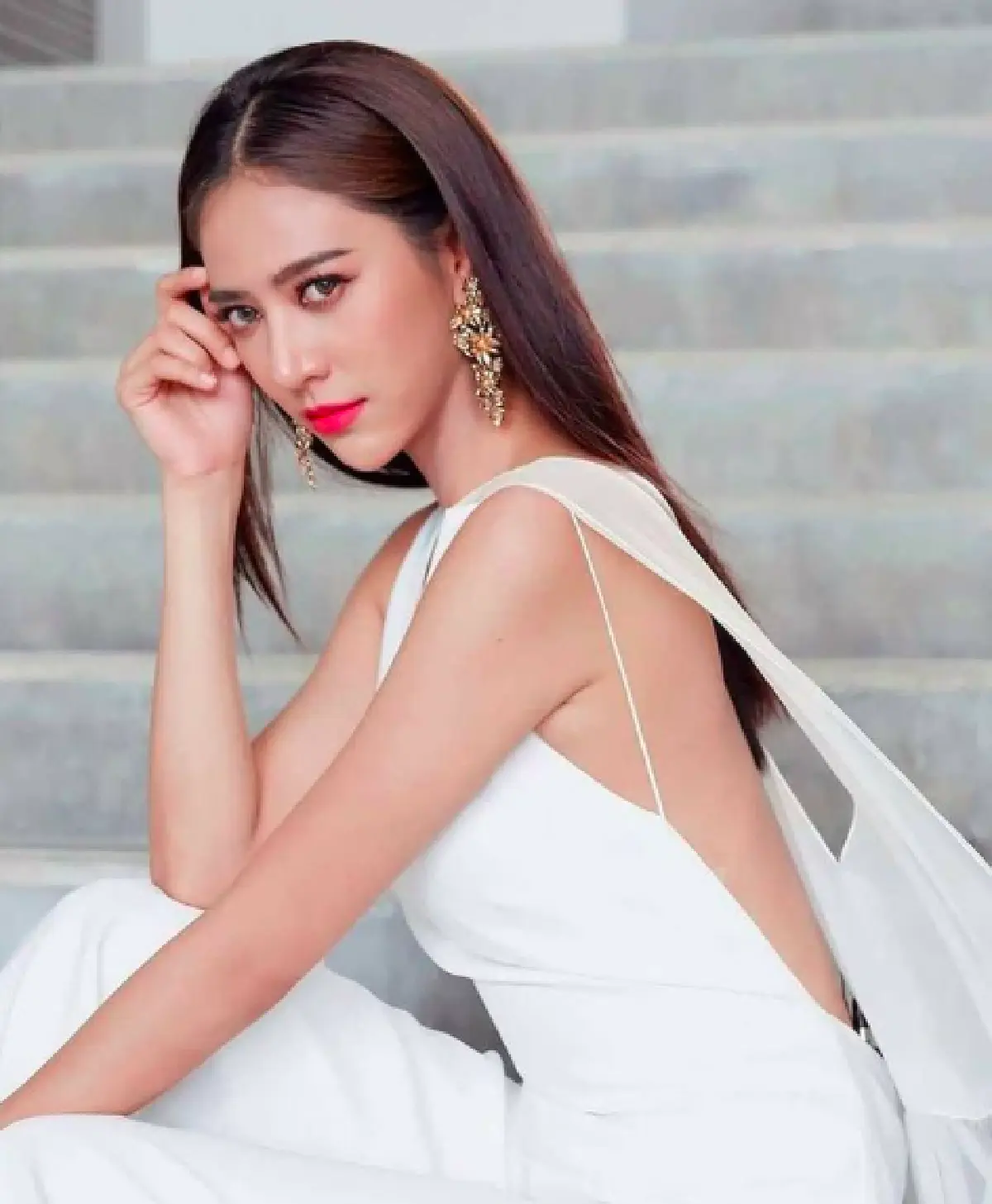 "น้ำหวาน The Face” สูญเสียคุณแม่จากโรคร้าย ด้านอดีตสามี “ดร.นัท” ส่งพวงหรีดอาลัย