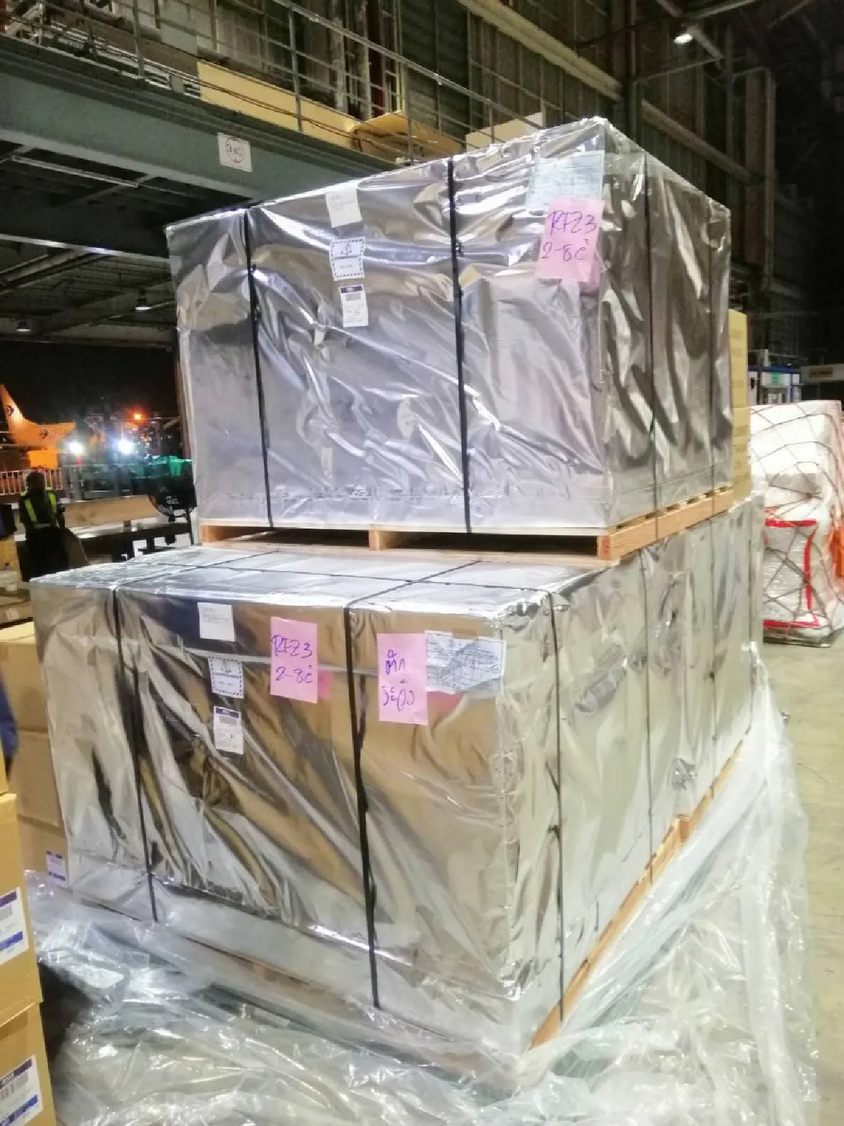 "ยาฟาวิพิราเวียร์"2ล้านเม็ดถึงไทย เร่งกระจายให้สถานพยาบาล