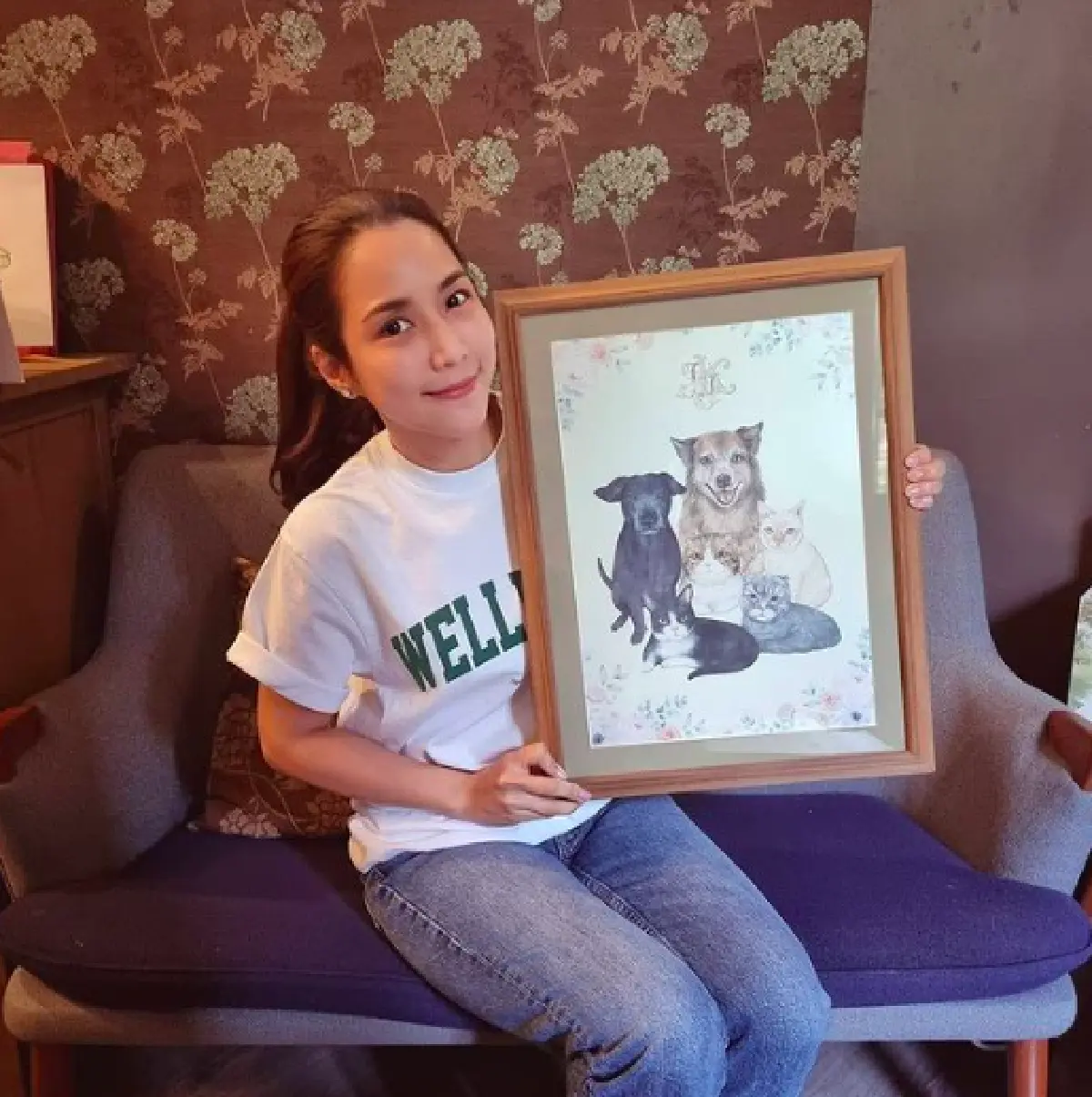 “จั๊กจั่น” เผยดีเทลการ์ดแต่งงานให้ได้ชมกัน มีน้องหมา-แมว เป็นพยานรัก