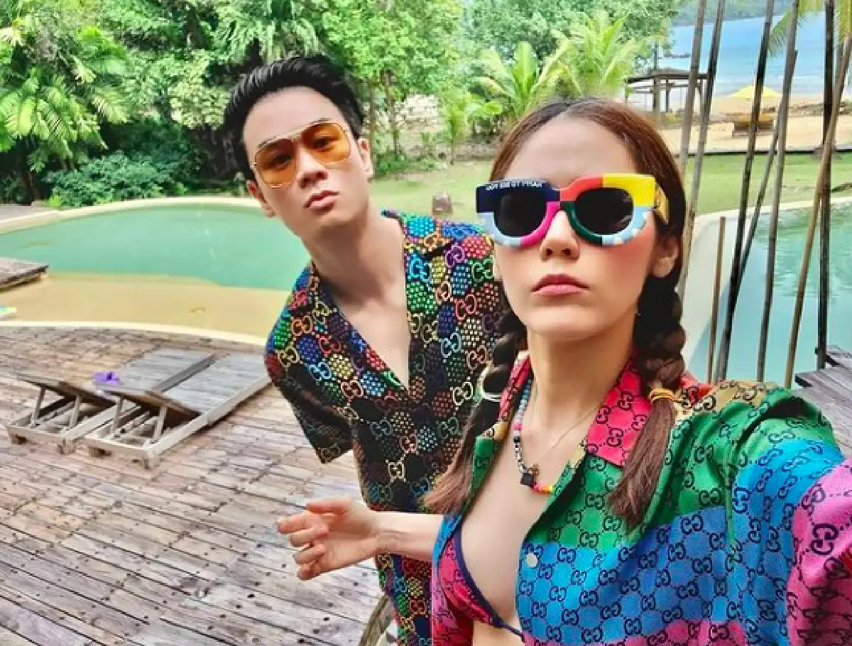  “ชมพู่-น็อต" ทริปจบรูปไม่จบงานดีแพ็กคู่ เรียงเสียงฮือฮาได้ไม่แพ้กัน