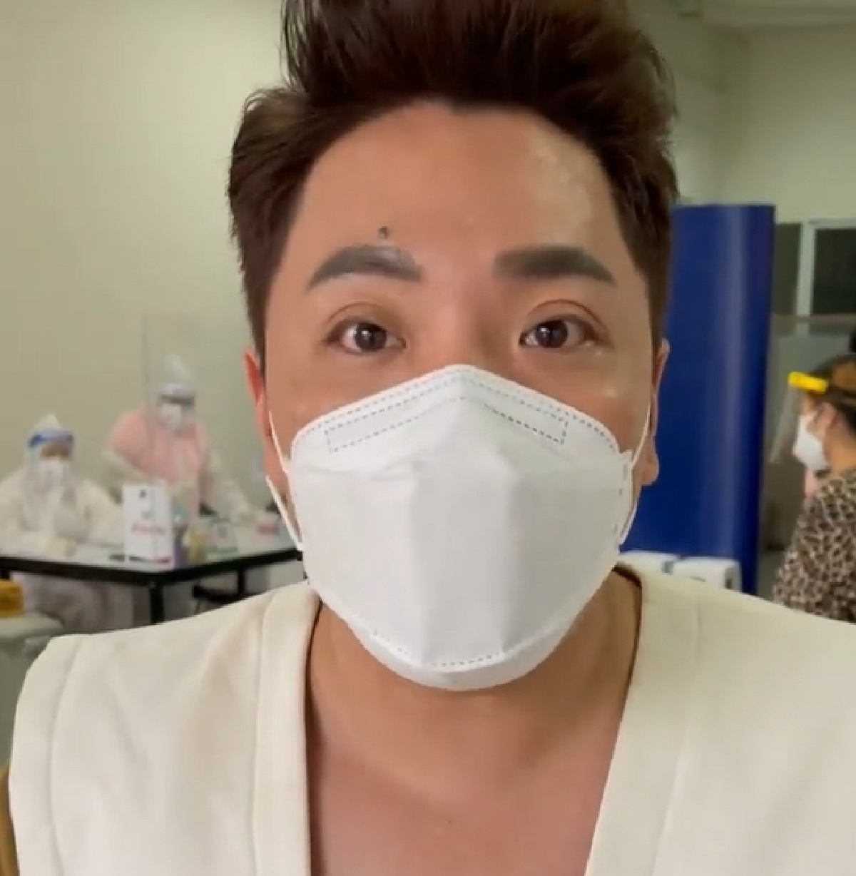 "มดดำ คชาภา" โล่งอก! ไม่พบเชื้อโควิด-19 หลังคนขับรถติด พร้อมประกาศกักตัว 14 วัน