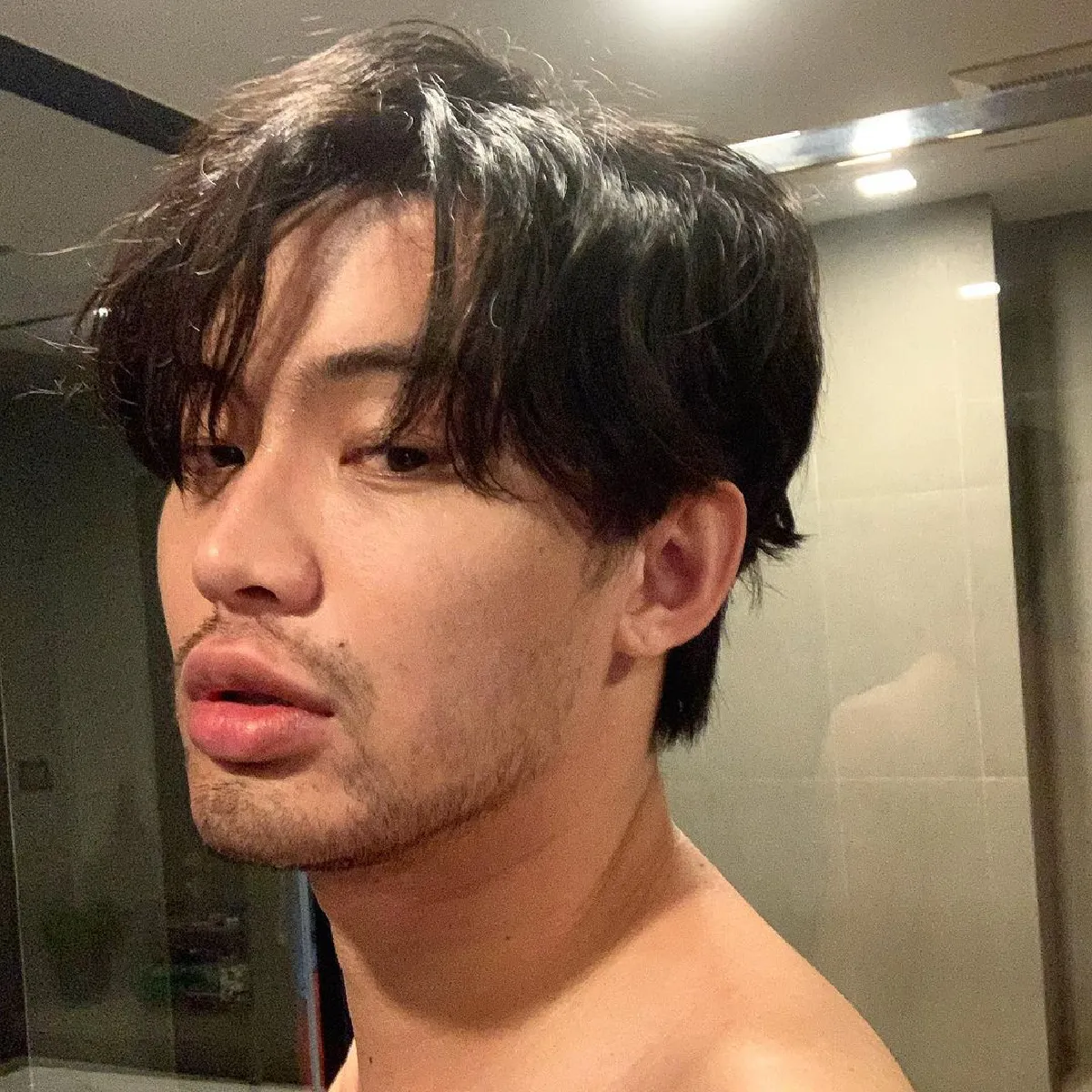 "ดีเจมะตูม" รับหน้าที่พิธีกรรายการแฉแทน "มดดำ" คนดูเอ่ยปากชมดูสุขุมมากขึ้น 