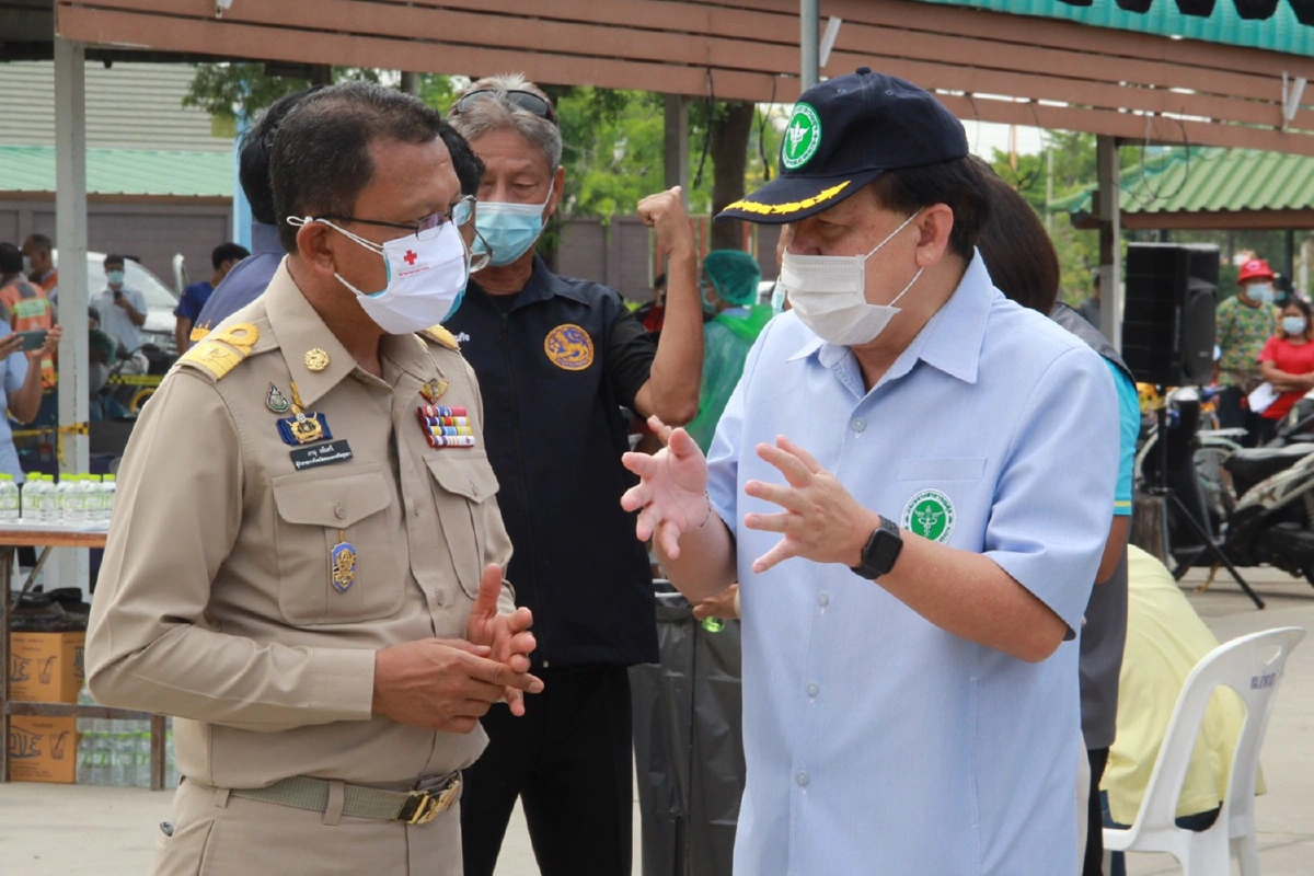 ผู้ว่าฯอยุยาสั่งปิดตลาดวังน้อยเมืองใหม่3วันพบแม่ค้าติดโควิด