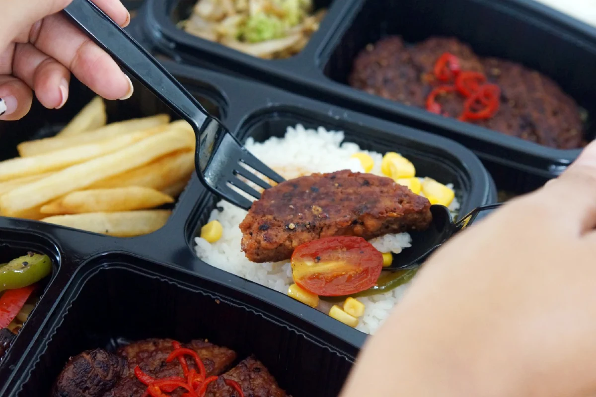 เปปเปอร์ ลันช์ ส่ง 4 เมนูใหม่เอาใจคนรักสุขภาพด้วย Beyond Tomorrow โปรตีนทางเลือกรสชาติเนื้อเน้นๆ ไม่น่าเชื่อว่าทำมาจากพืช