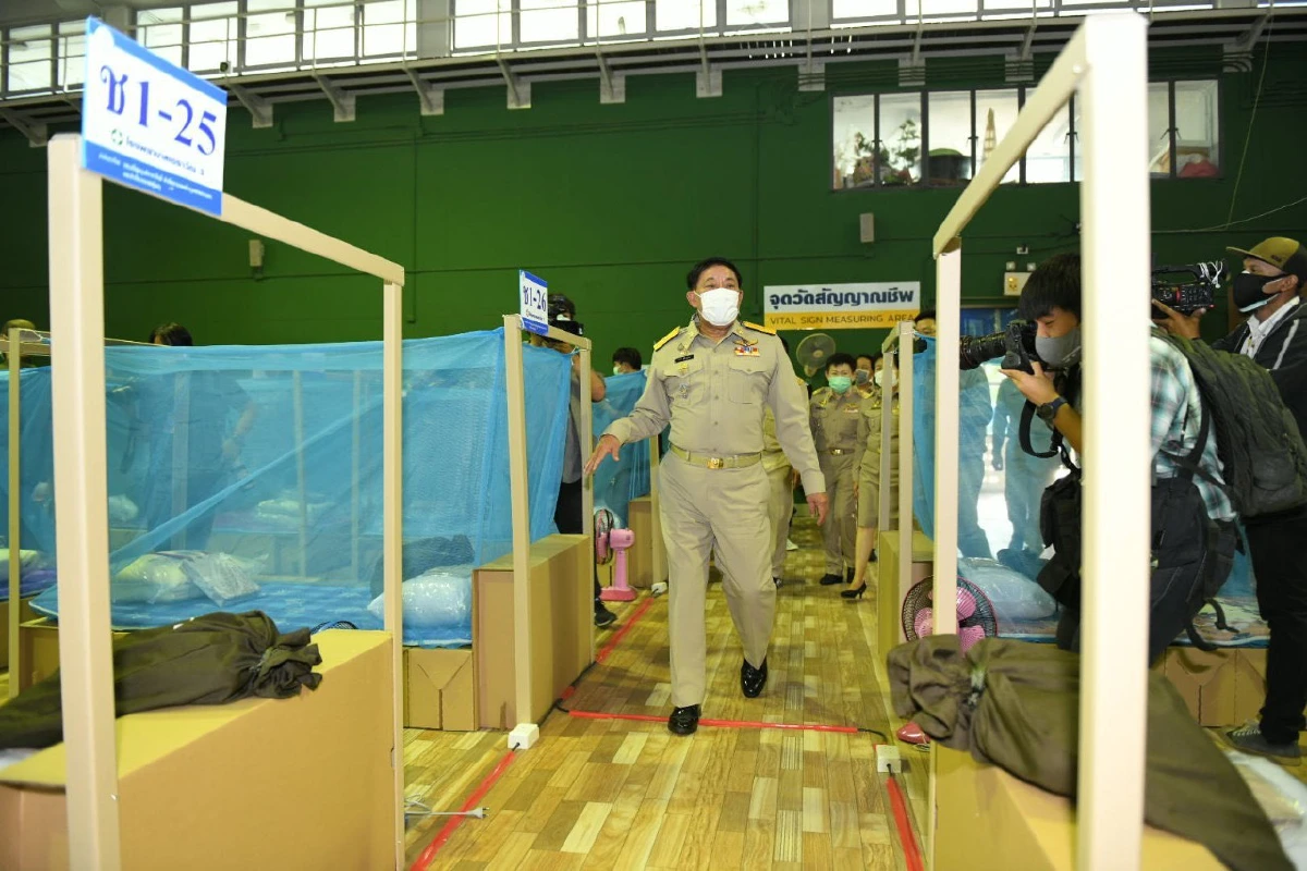 กทม.เปิดรพ.สนามแห่งที่ 5 เร่งจ่ายยาฟาวิพิราเวียร์ป้องกันเชื้อลาม