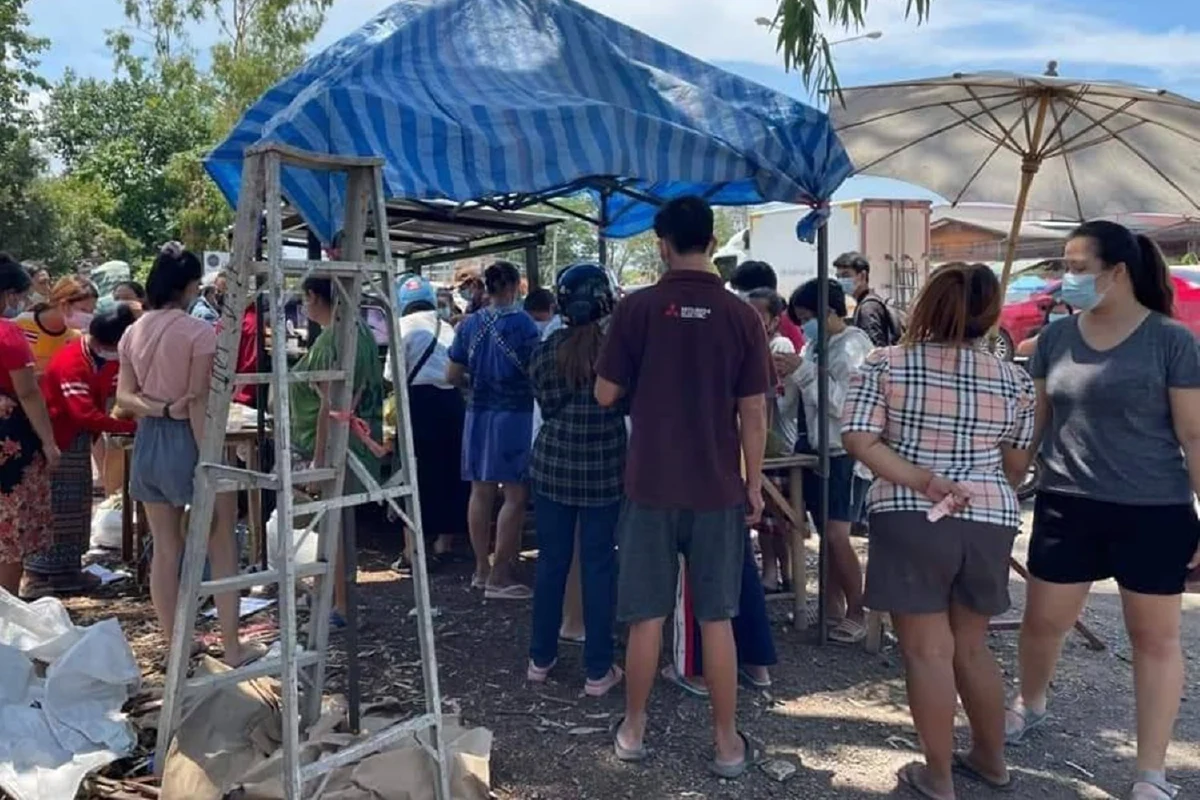 วิจารณ์แซด!รุมซื้อทุเรียนราคาถูกแน่นหวั่นเป็นคลัสเตอร์ระบาดใหม่