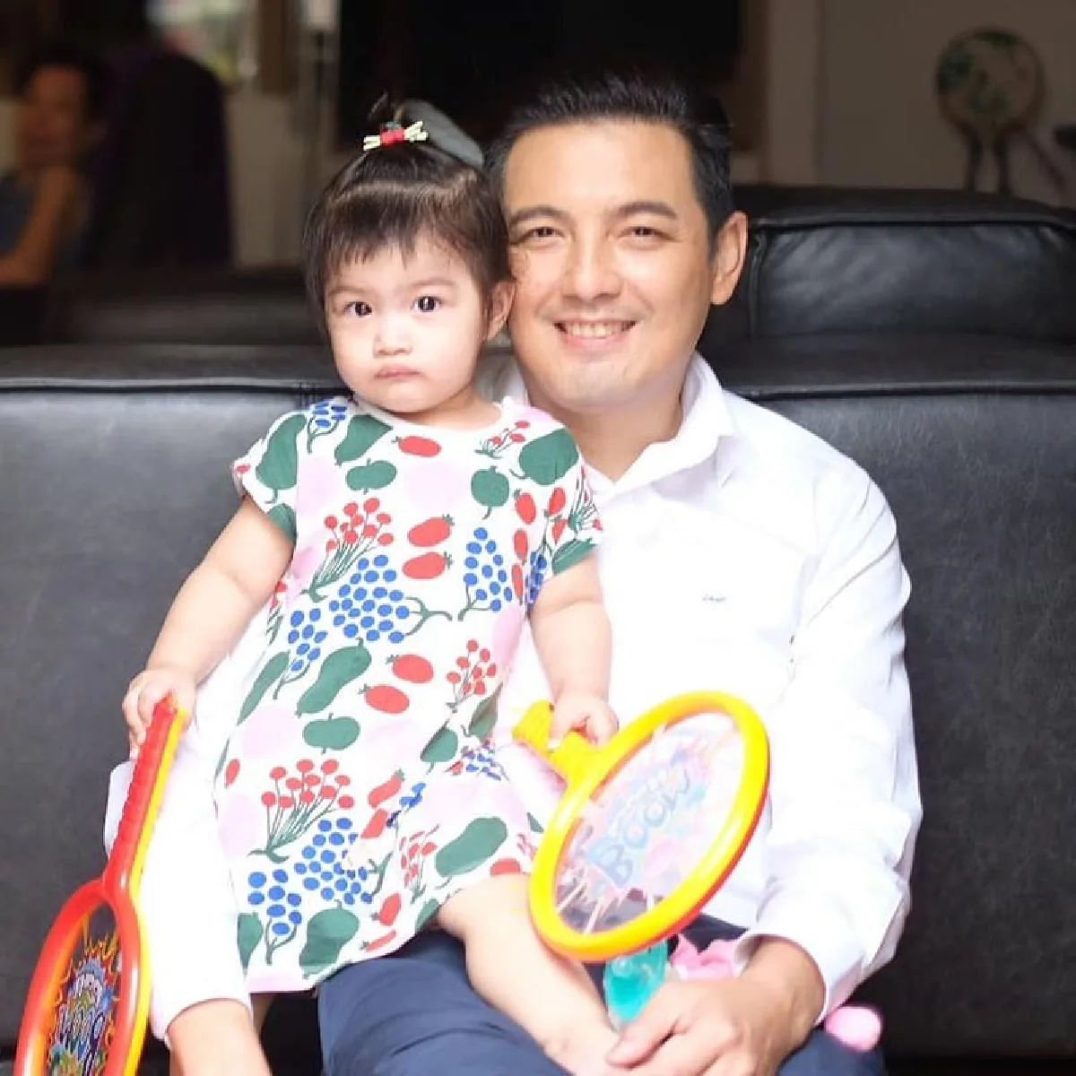 “หนุ่ม ศรราม” โพสต์คลิป “น้องวีจิ” พร้อมขอบคุณทุกกำลังใจ หลัง “กุ้งพลอย” ออกมาแฉ