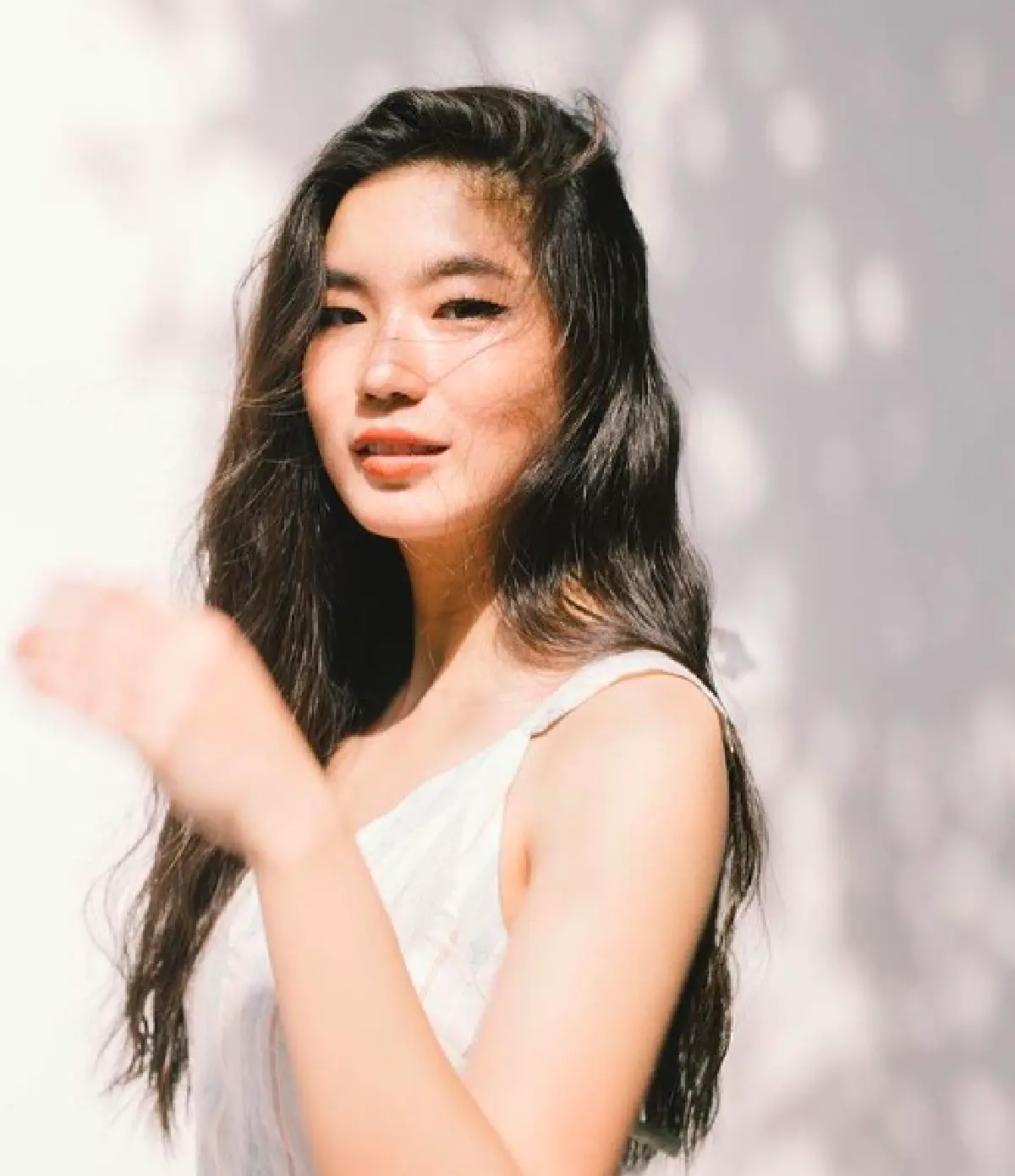 ชาวเน็ตตบมือให้ “ก้อย อรัชพร” หลังฝากถึงรัฐบาล ถ้ารู้ตัวว่าไม่เก่ง ก็ไปหาคนมาช่วย! 