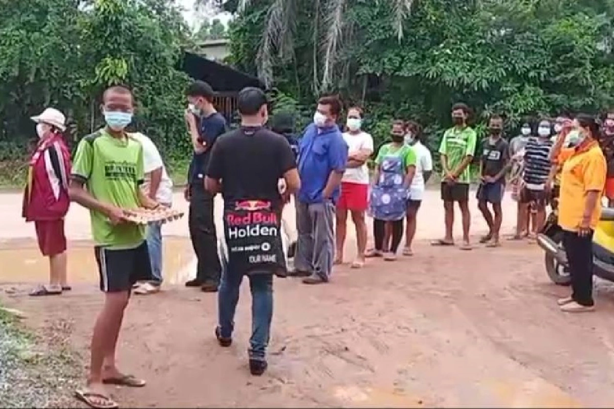 เจ้าของบริษัทใจบุญแจกไข่ไก่15,000ฟองแก้บนฝ่าวิกฤตโควิดสำเร็จ