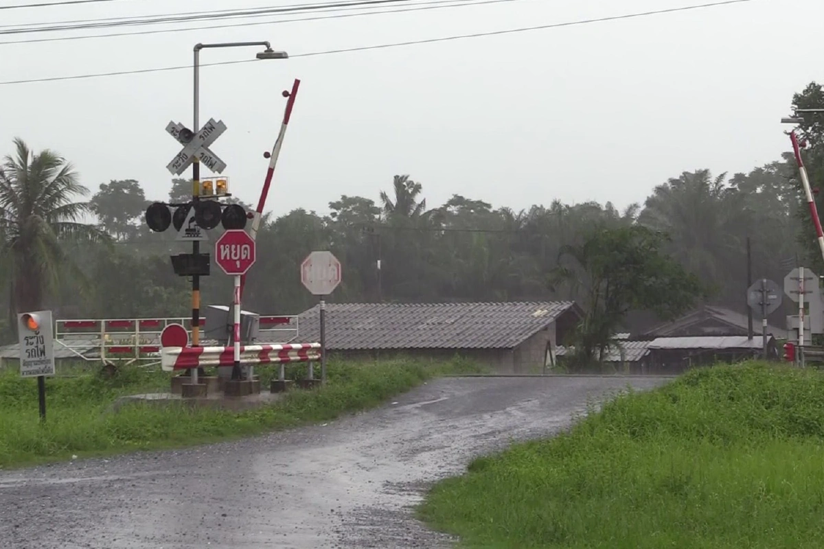 เมืองนครศรีฯสั่งปิดเพิ่มอีกหมู่บ้านพบผู้ติดโควิดคลัสเตอร์การพนัน