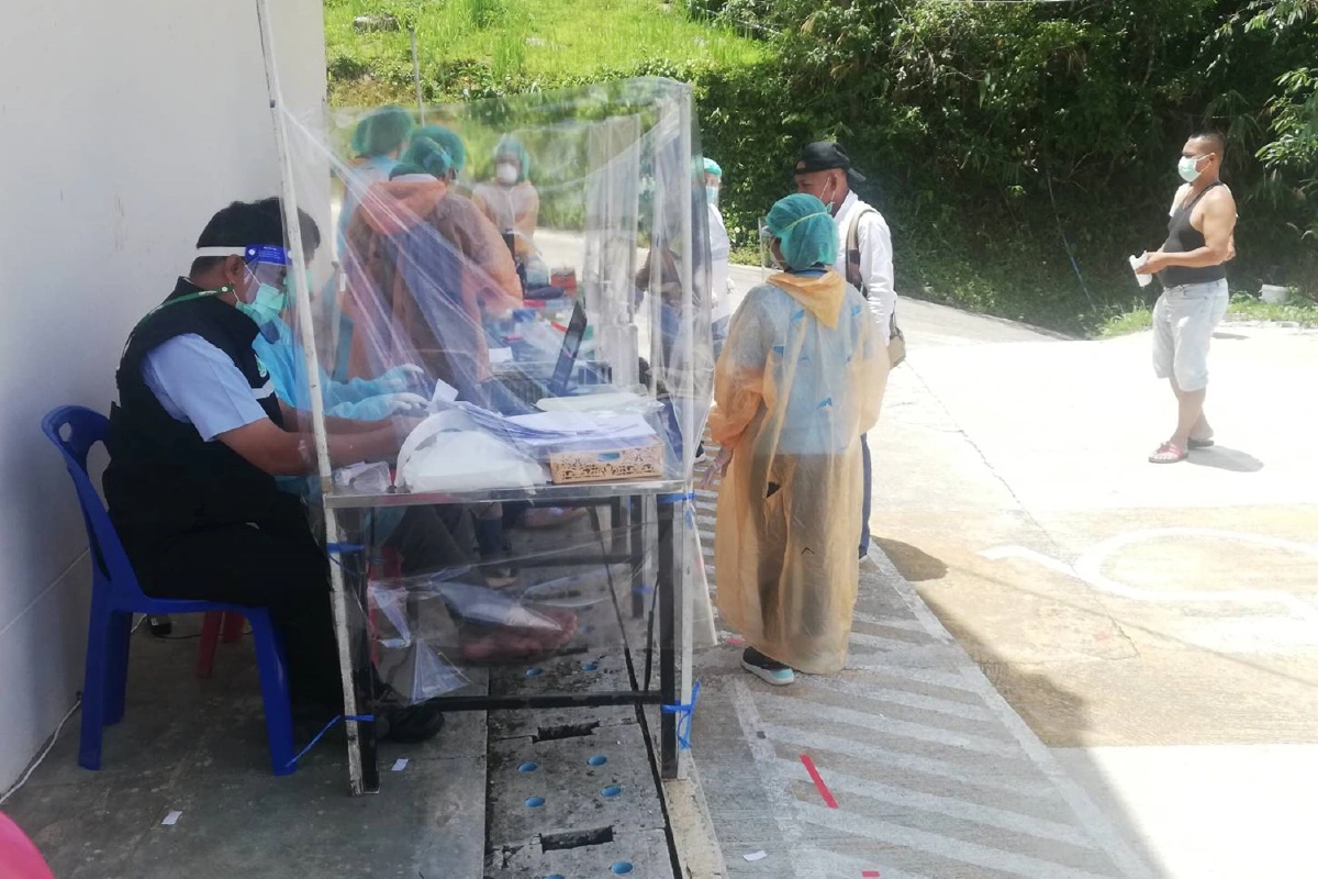 โควิด-19ระบาดบ้านอิต่องแหล่งท่องเที่ยวดังกาญจน์ติดเชื้อ6คน