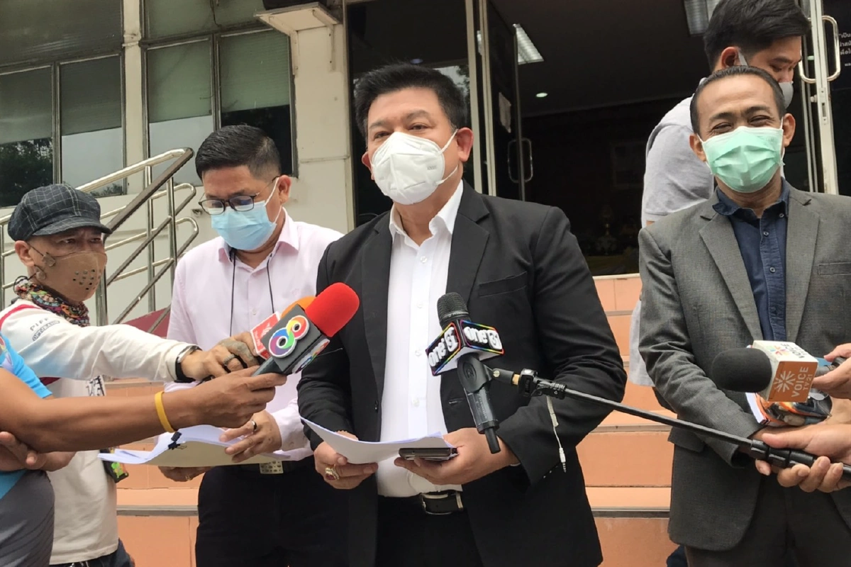 "สิระ"แจ้งความ"หมอเหรียญทอง"โพสต์หมิ่นจี้สธ.สอบมงกุฎวัฒนะตั้งรพ.สนาม