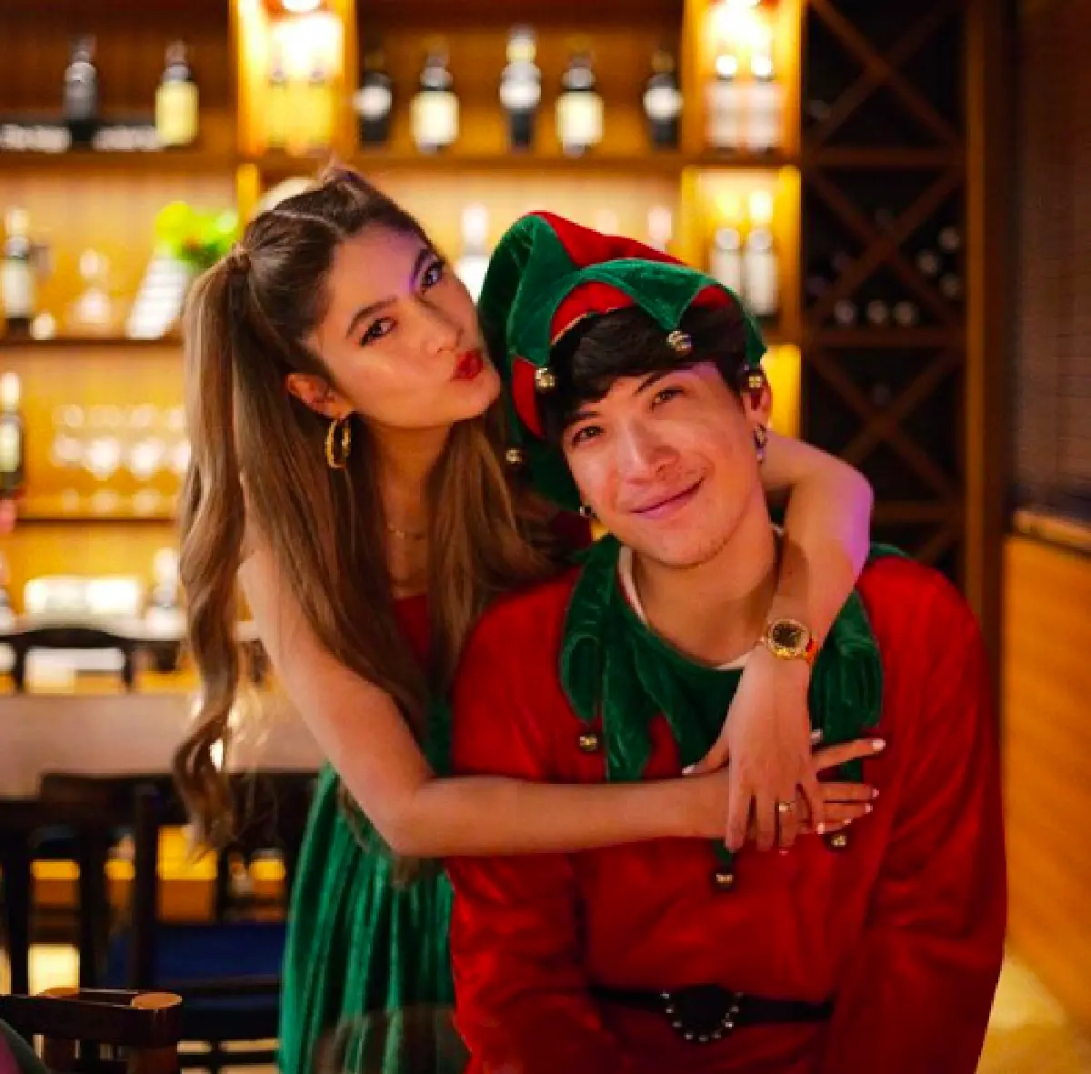 “ป๊อก-มาร์กี้”  ร่วมบริจาค 1 ล้านบาท ช่วยผู้ป่วยโควิด-19