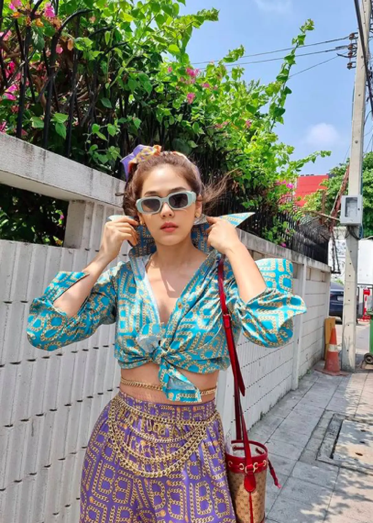 “ชมพู่ อารยา” กับแฟชั่นเอวลอย สวย เป๊ะ ปังทุกชุด นี่คือหุ่นแม่ลูก 2