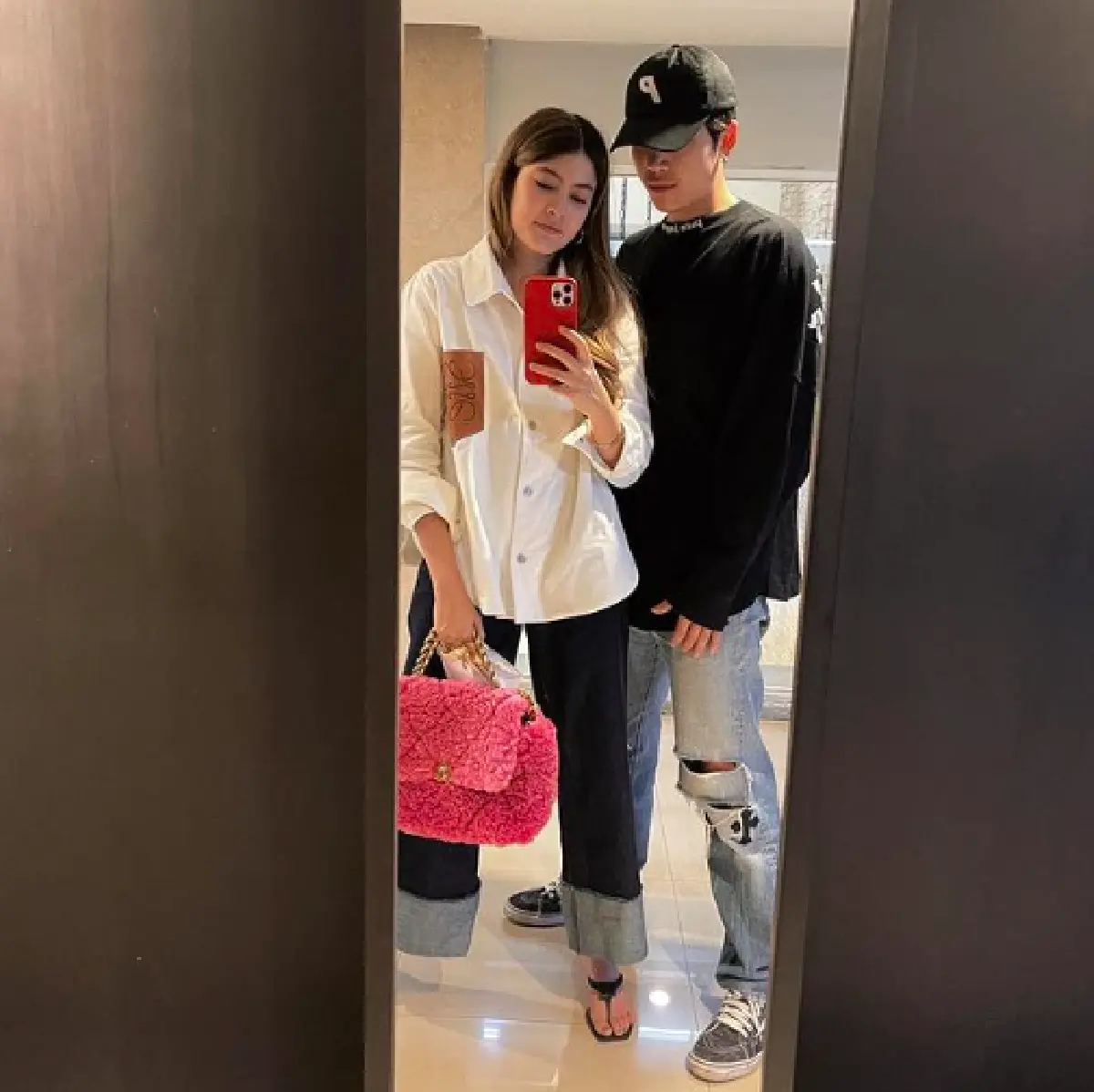 “ป๊อก-มาร์กี้”  ร่วมบริจาค 1 ล้านบาท ช่วยผู้ป่วยโควิด-19