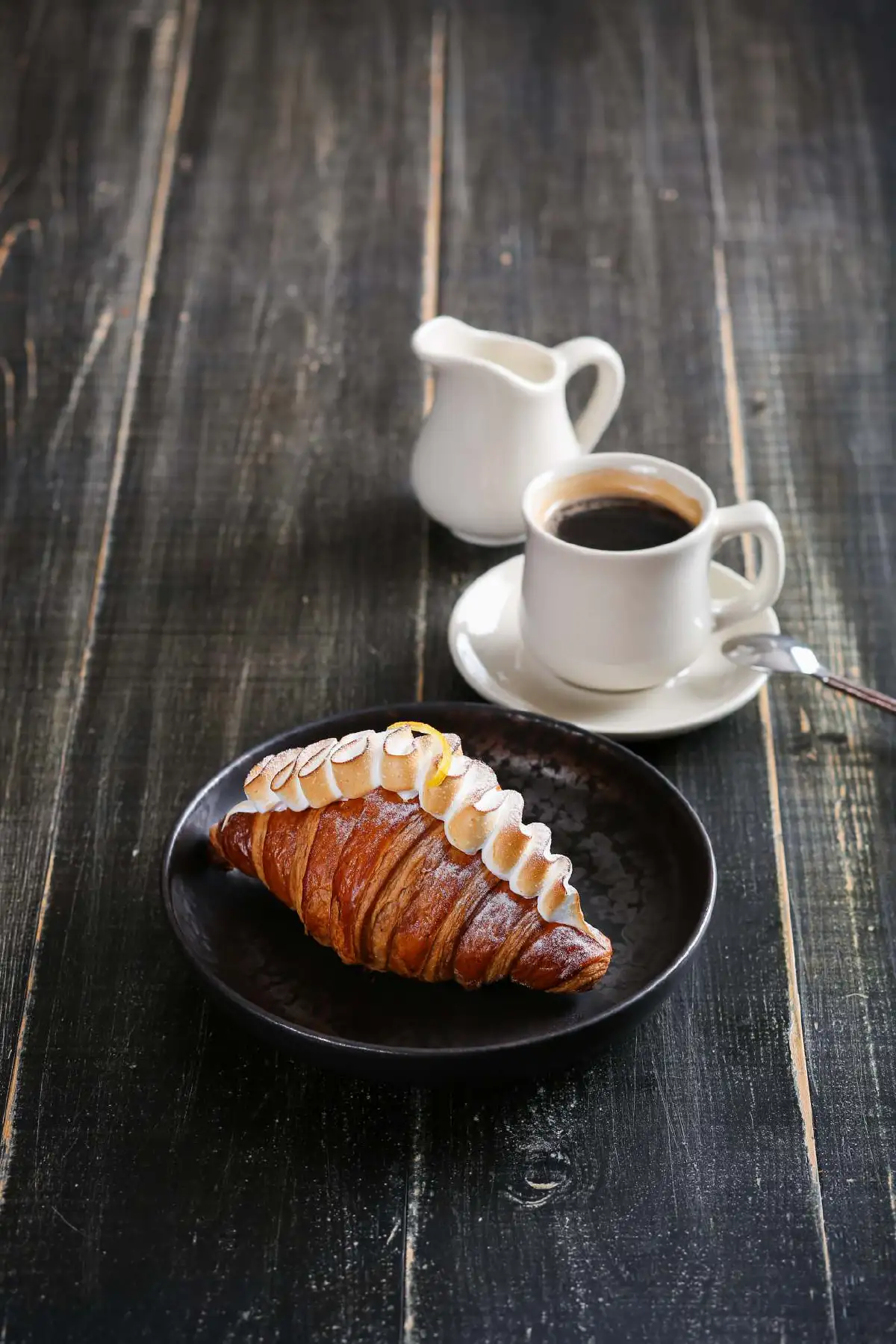 เริ่มต้นวันใหม่อย่างมีสไตล์กับเซ็ตครัวซองต์และชา-กาแฟ @ห้องอาหาร สยาม ที รูม