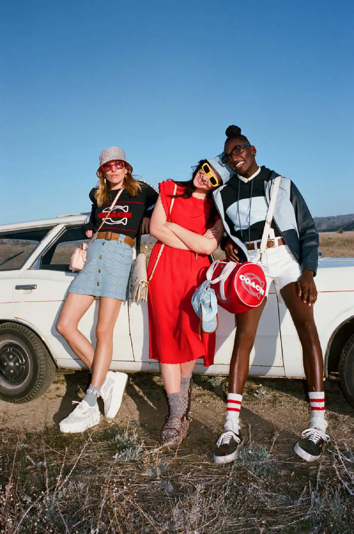 COACH เปิดตัวแคมเปญโฆษณา Pre-FALL 2021 เผยมรดกทางวัฒนธรรมควบคู่ไปกับความสนุกสนาน