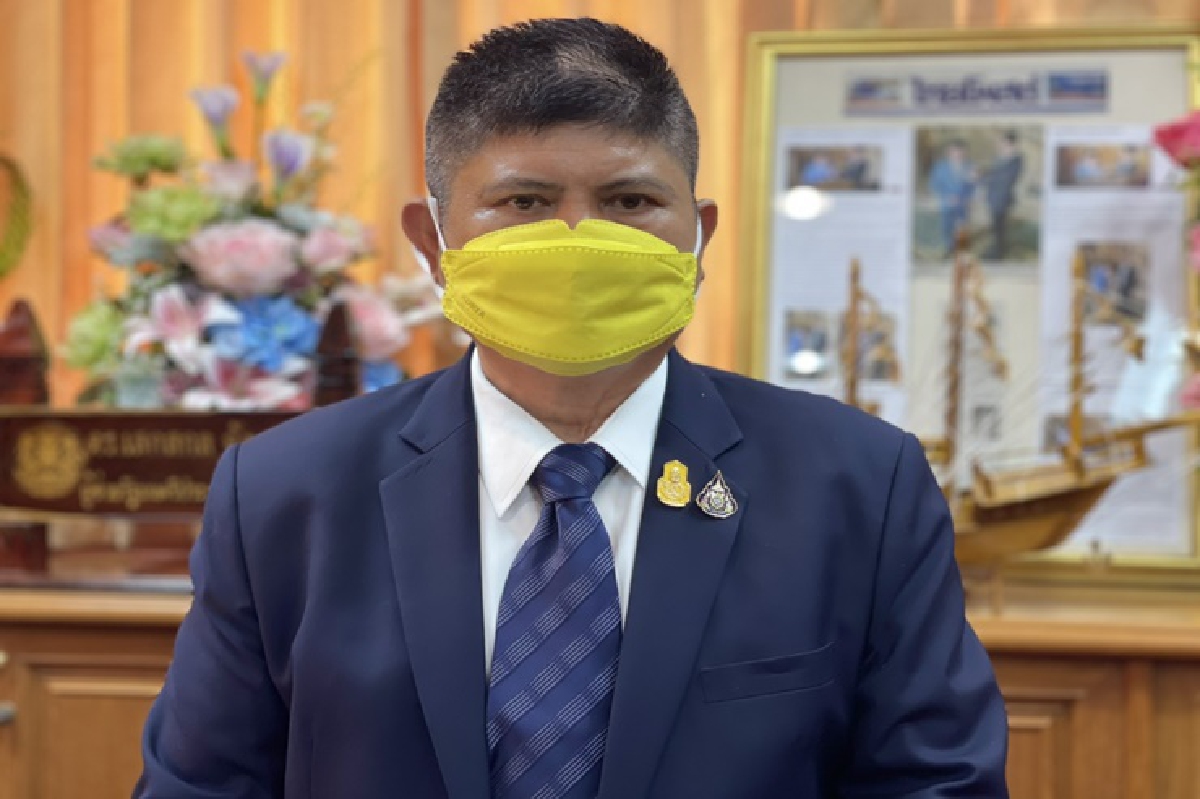 "แรมโบ้"อัดฝ่ายค้านจ้องเล่นแต่การเมือง ปัด"บิ๊กตู่"สั่งแจ้งจับ"ฮาร์ท" "แรมโบ้"อัดฝ่ายค้านจ้องเล่นแต่การเมือง ปัด"บิ๊กตู่"สั่งแจ้งจับ"ฮาร์ท"