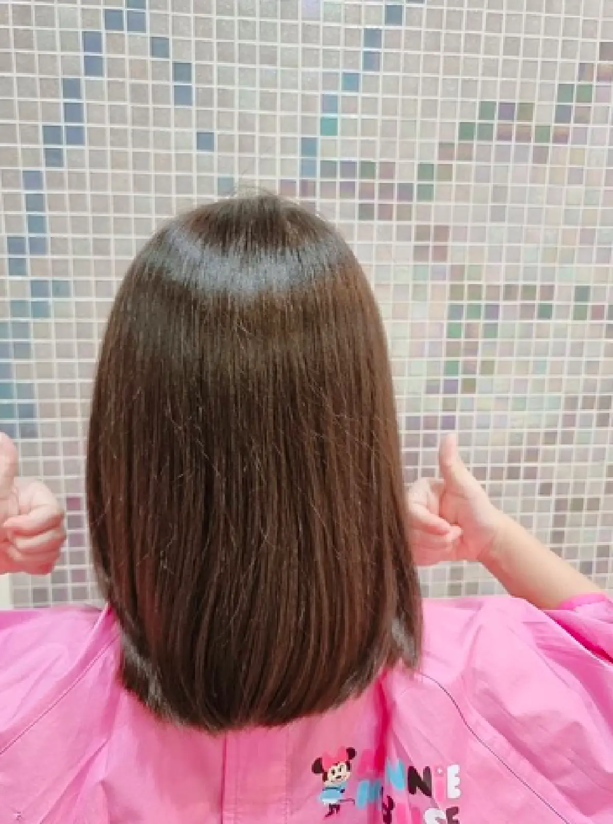 "แม่แอฟ" เผยภาพ “น้องปีใหม่” เปลี่ยนลุคเป็นสาวผมสั้น ทรงนี้ลูกรีเควสเอง!