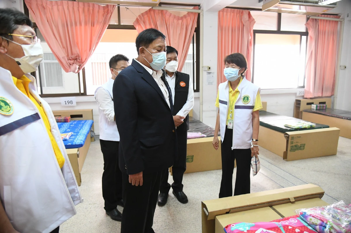 กทม.เปิดโรงพยาบาลสนามแห่งที่ 6 ที่วัดศรีสุดาราม ยันเตียงยังมีเพียงพอ