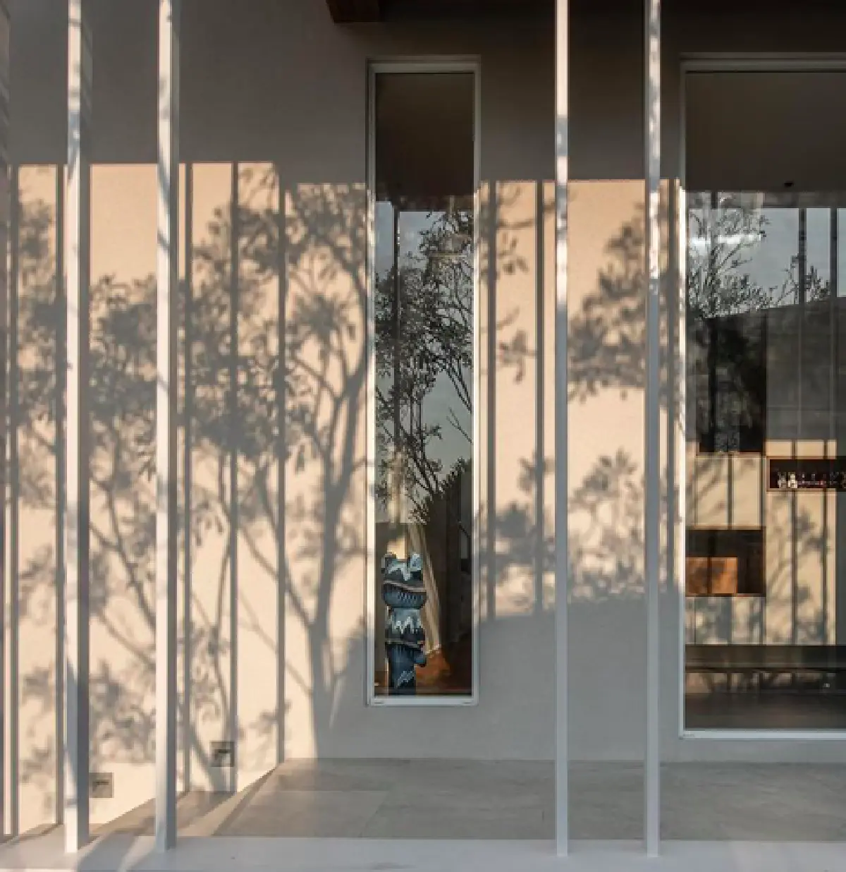 “หมอเจี๊ยบ ลลนา” บ้านสวยน่าอยู่มาก แถมมีบันไดเพื่อขึ้นเตียงสำหรับสุนัขด้วย