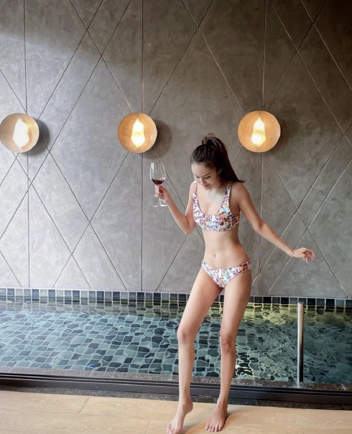 โสดแล้วแซ่บได้! “นาย ชนุชตรา" อวดหุ่นเซ็กซี่แบบไม่กั๊ก แถมแคปชั่นเด็ดน่าติดตาม