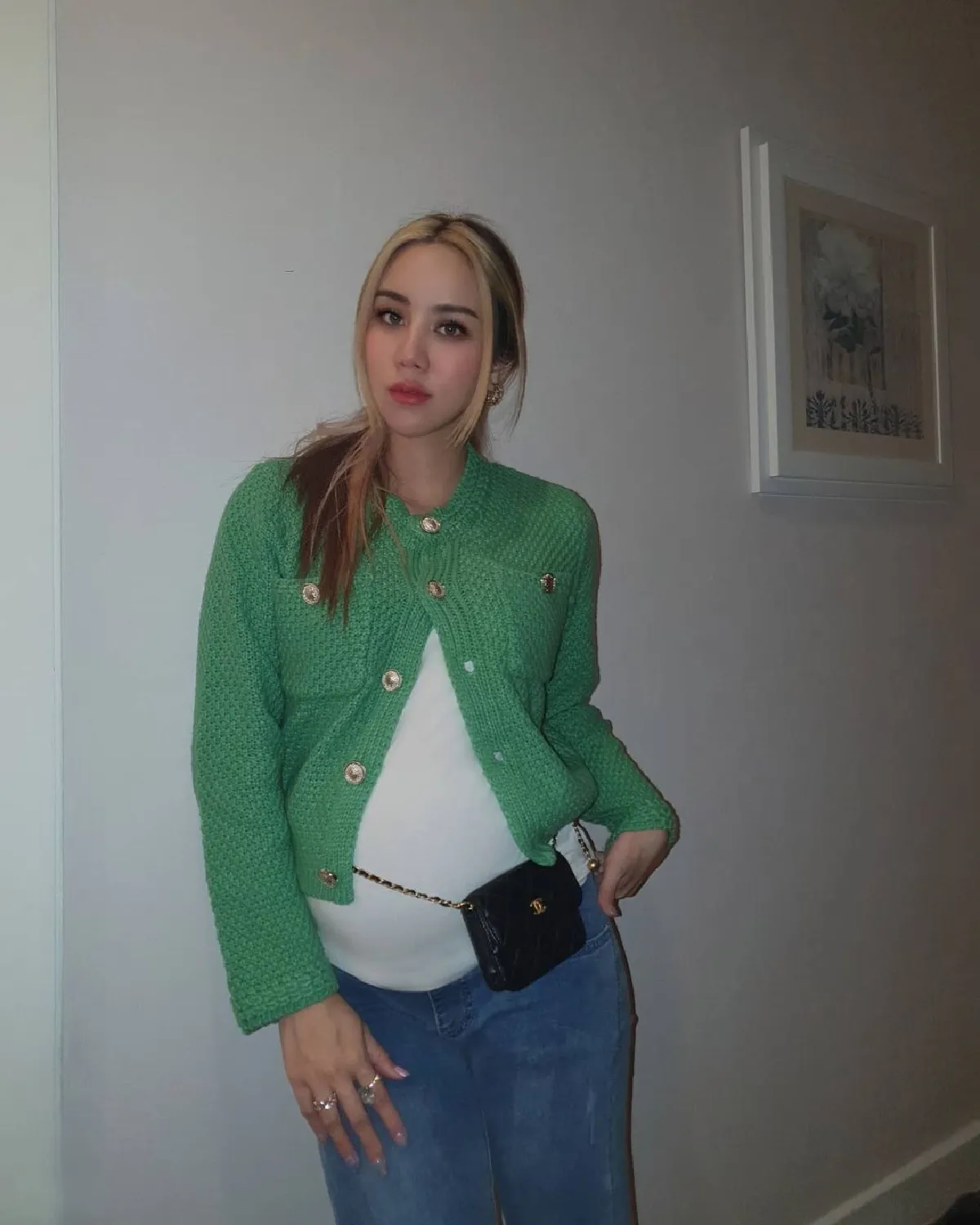  “ขนมจีน กุลมาศ" คลอดลูกชายแล้ว ชื่อ "น้องไคเดน" หน้าตาจิ้มลิ้ม น่ารักน่าชังมาก