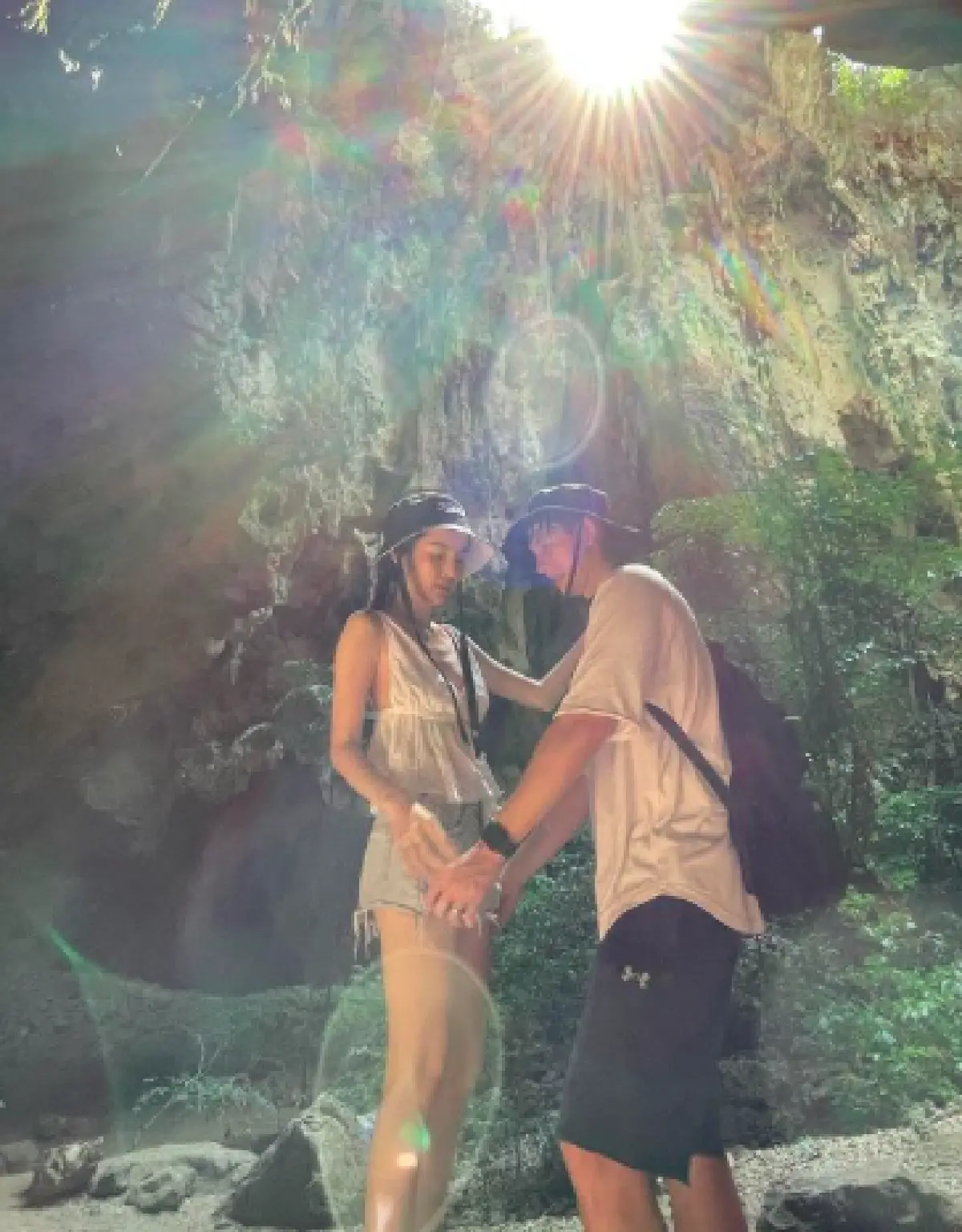 เบบี๋มาแล้ว! "กวินท์" สุดแฮปปี้ "ปุ้มปุ้ย" ตั้งท้องลูกคนแรกแล้ว