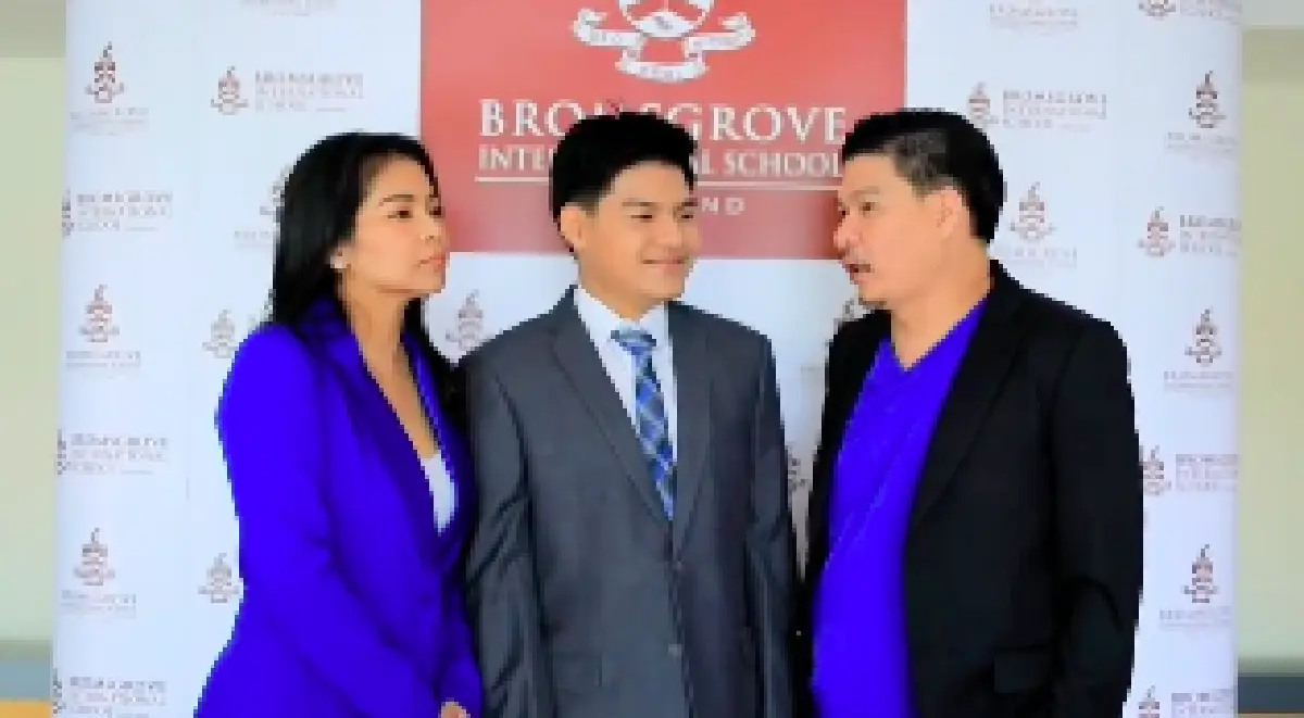  “ตั๊ก-นุ้ย” ร่วมยินดีในก้าวสำคัญของลูก “น้องภู” เรียนจบไฮสคูลแล้ว!