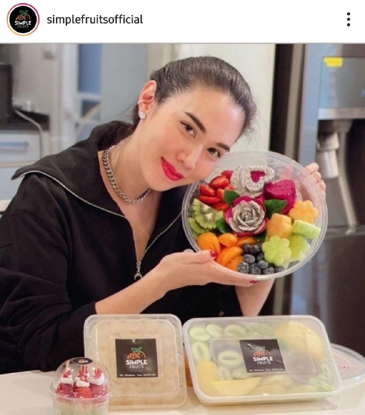 ถูกใจทุกเพศทุกวัย! กับการคัดสรรเลือกทานผลไม้ให้มีสุขภาพดีของเหล่าคนดัง