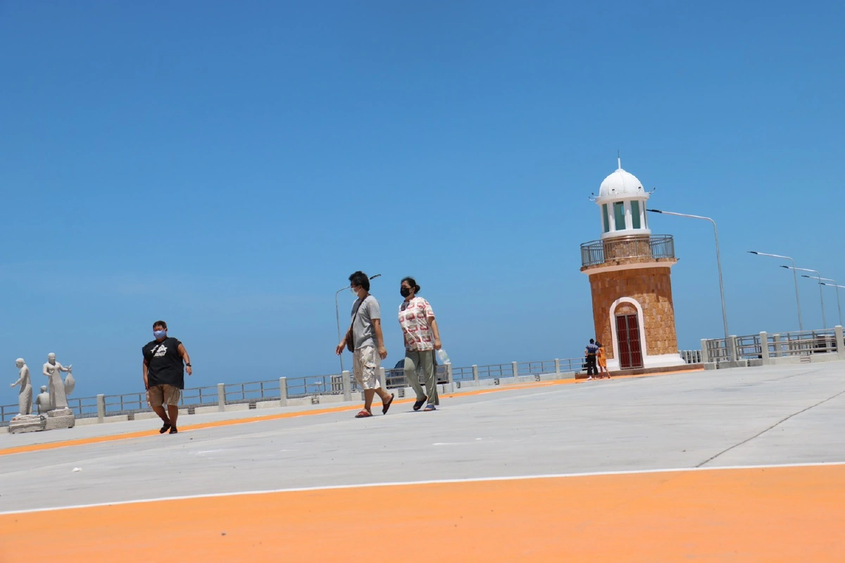 เปิดกระหึ่ม ตลาดประมงอ่างศิลา สร้างเชื่อมั่นตลาดปลอดภัยโควิด