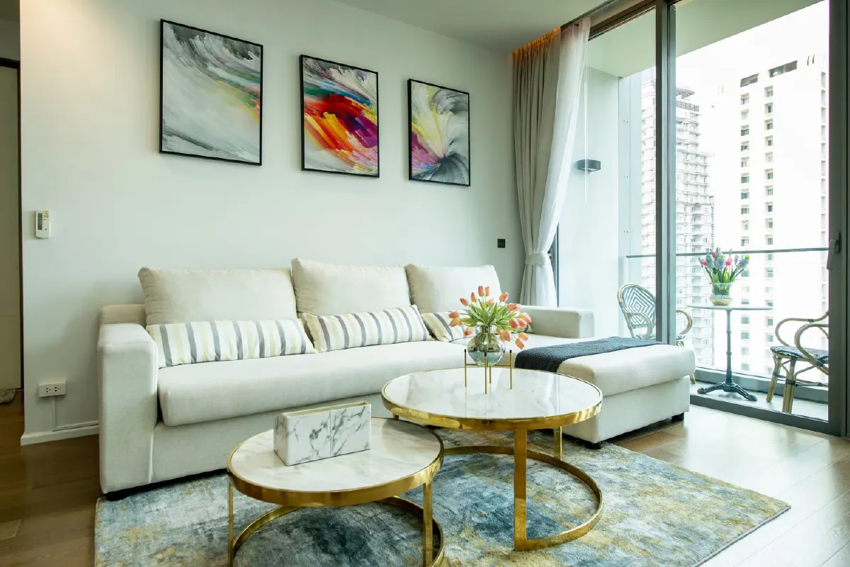 บุกห้อง Working Woman คนเก่ง 'จอย รินลณี' มากความสามารถพ่วงตำแหน่งโสด สวย และรวยมาก